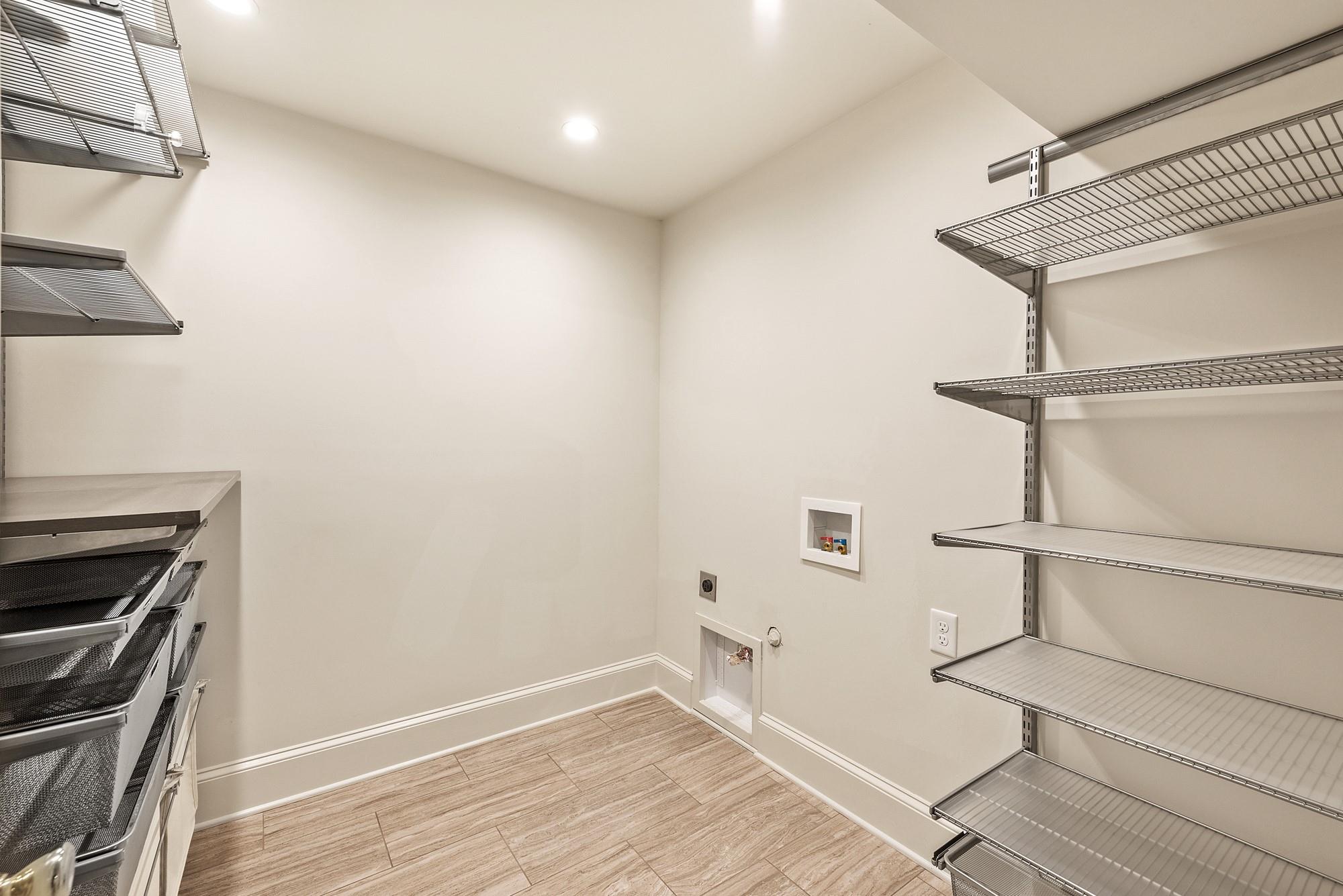 607 Hermitage Court Unit: Unit D