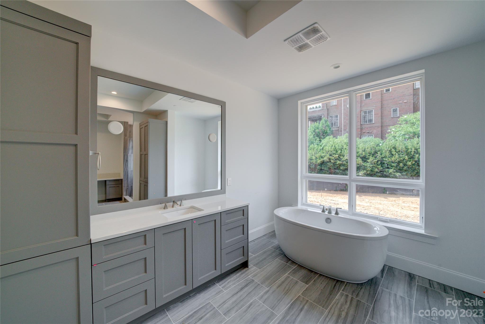 130 Cherokee Road Unit: 201