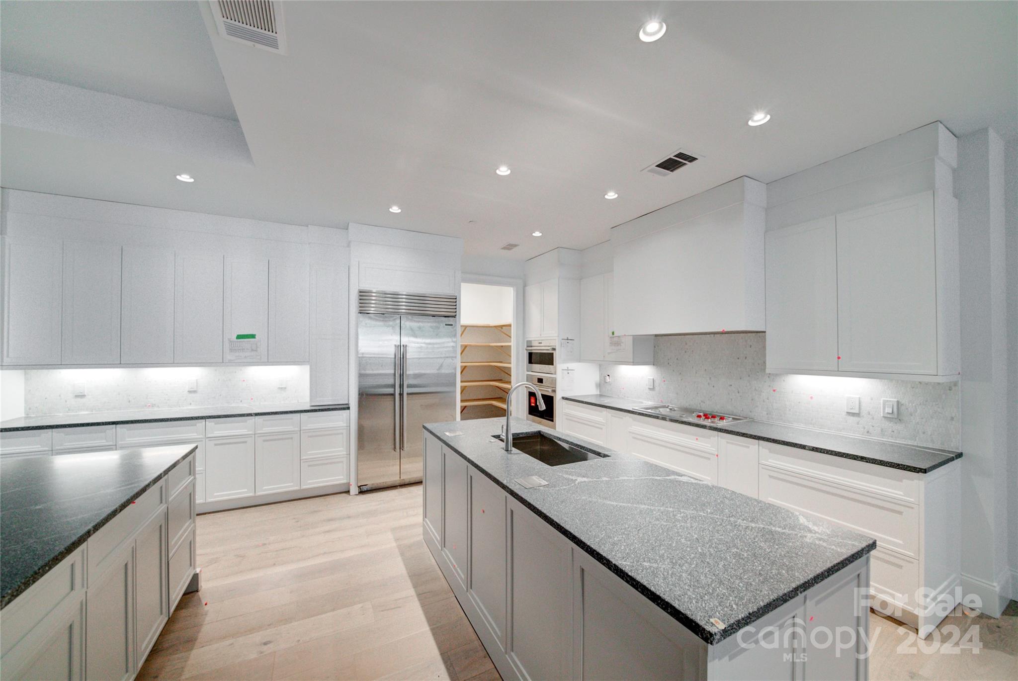 130 Cherokee Road Unit: 206
