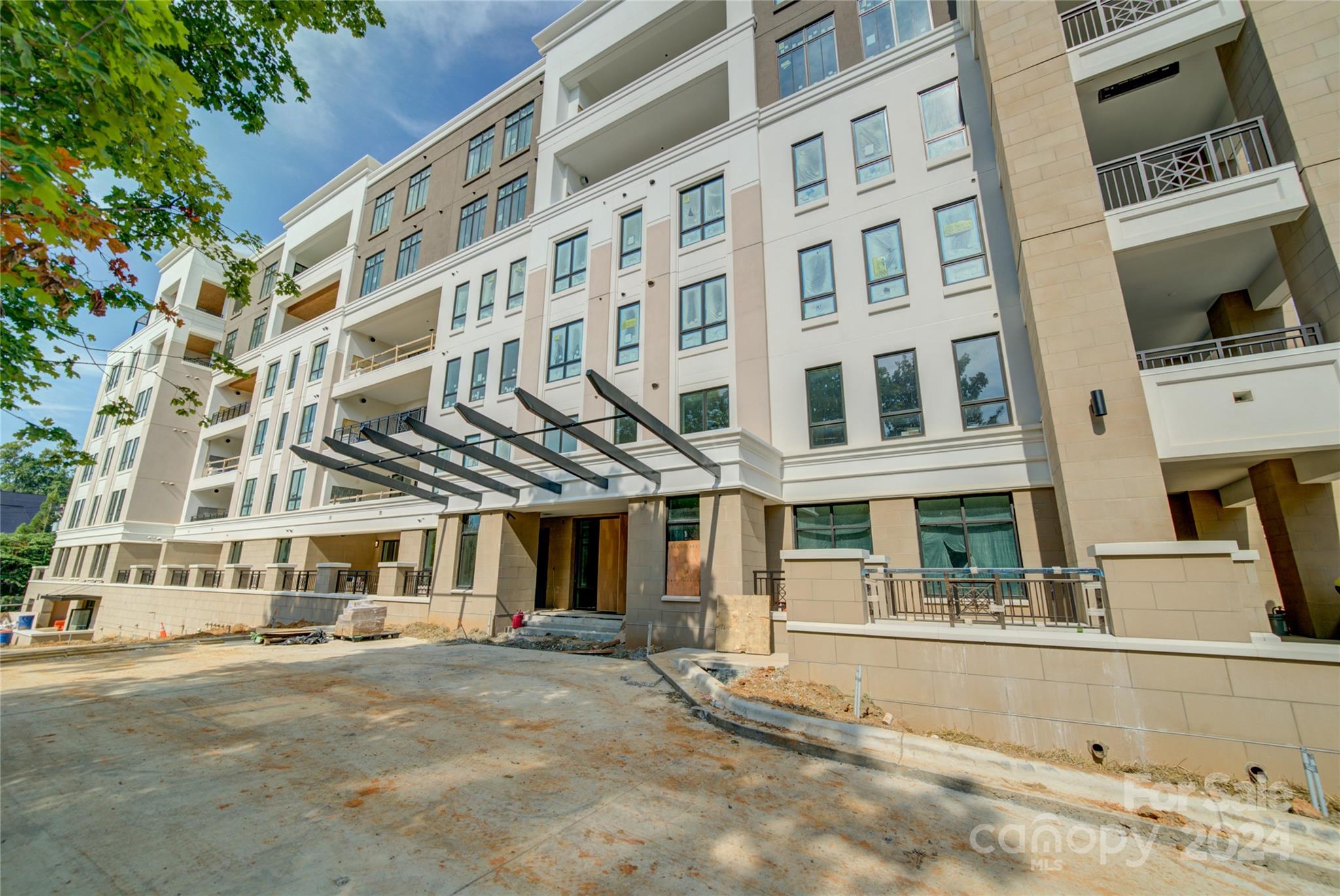 130 Cherokee Road Unit: 206