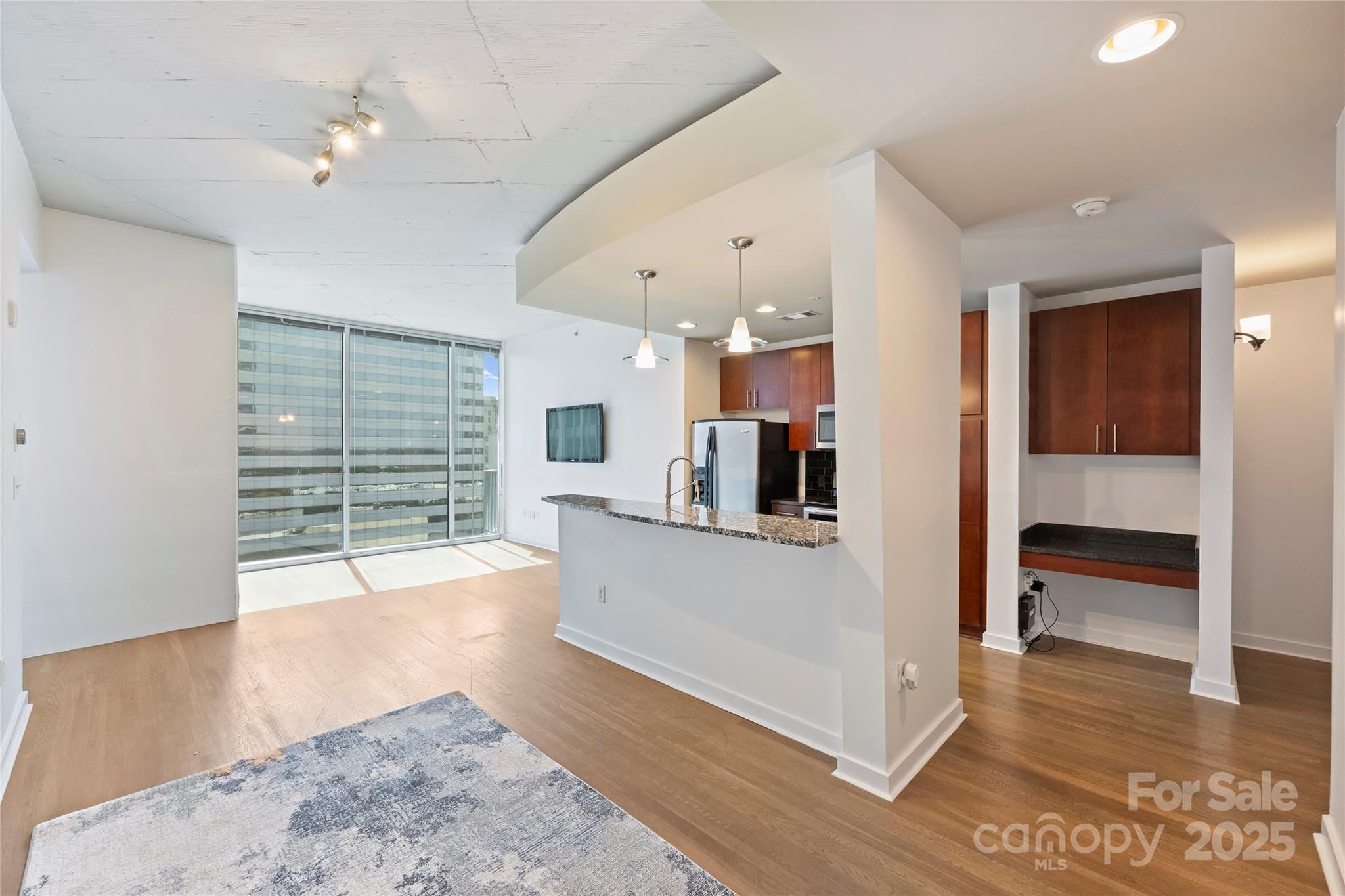 210 N Church Street Unit: 1707