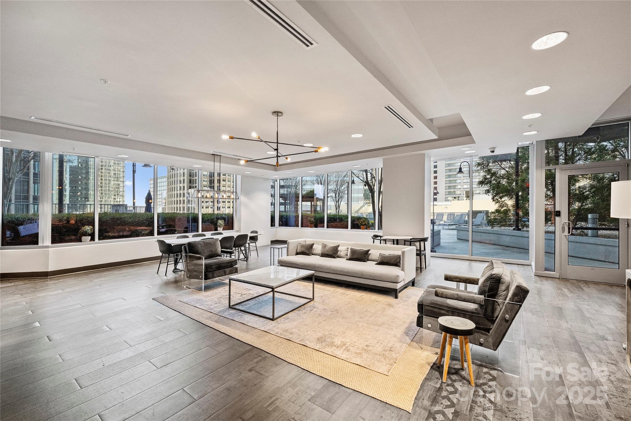 210 N Church Street Unit: 1707