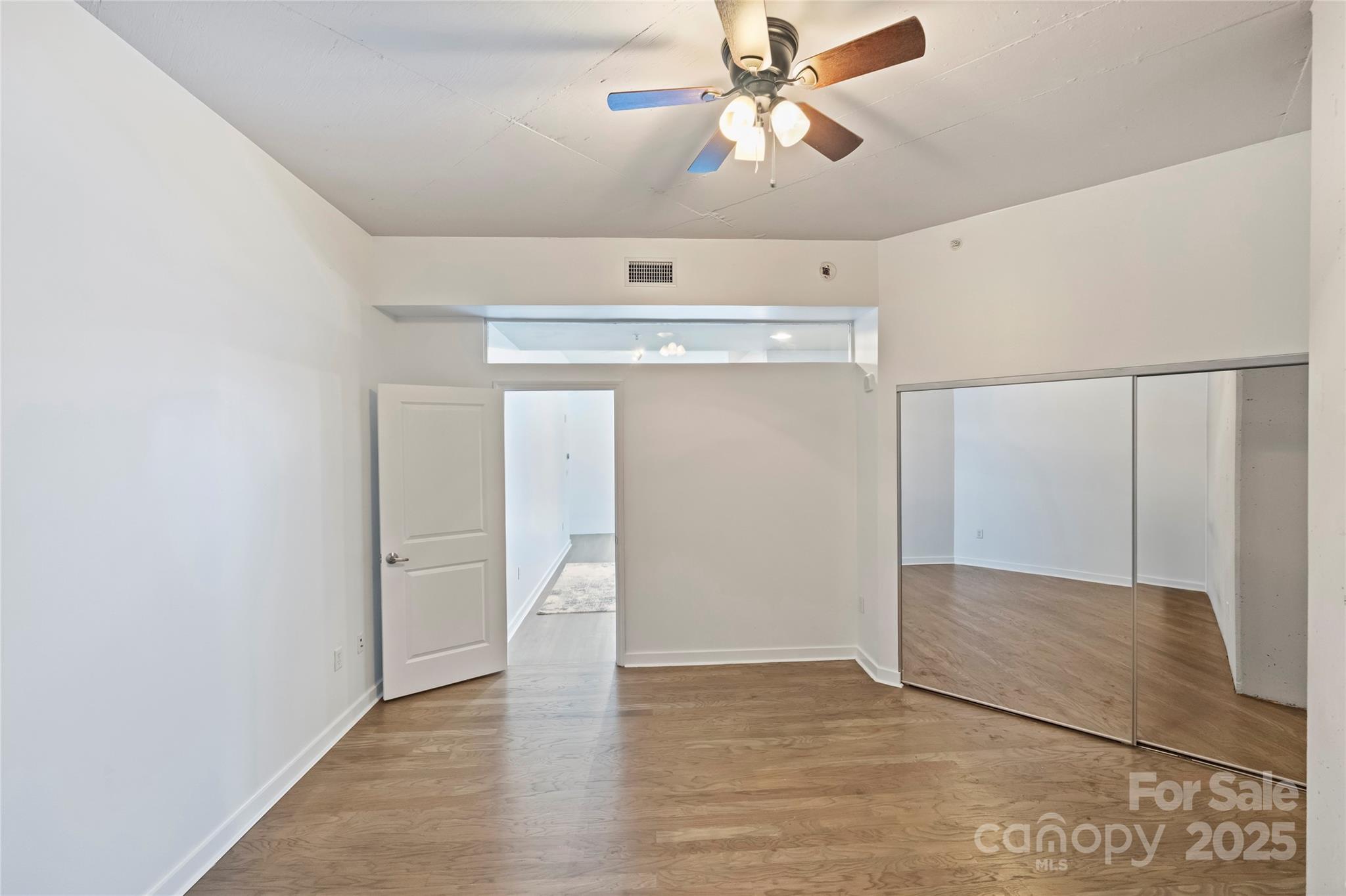 210 N Church Street Unit: 1707
