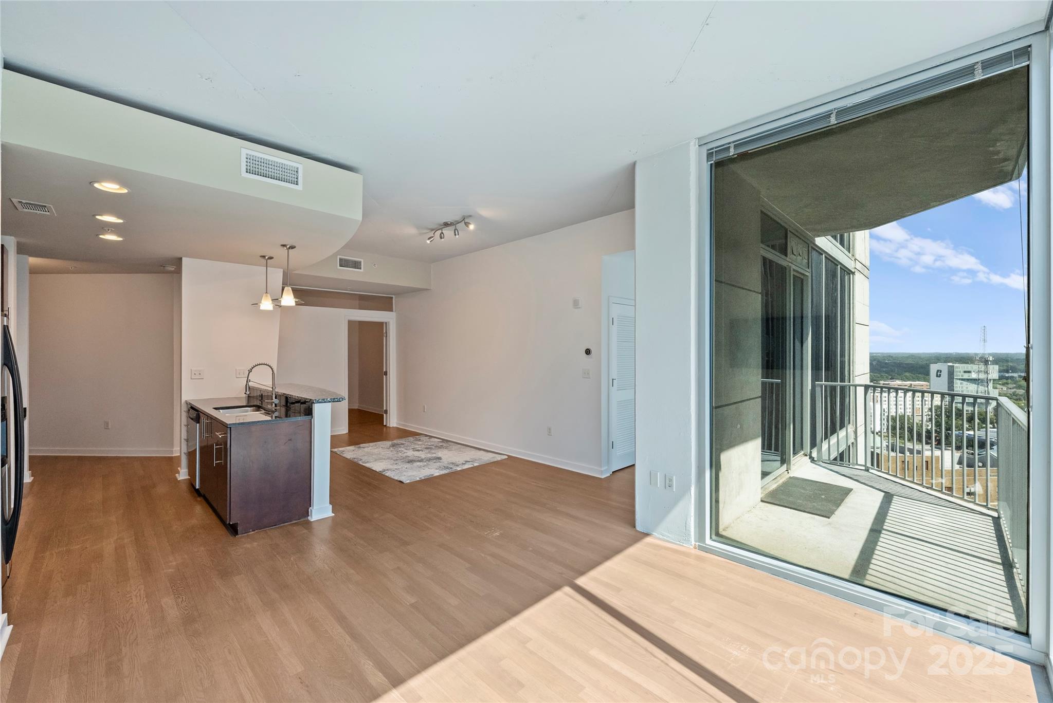 210 N Church Street Unit: 1707