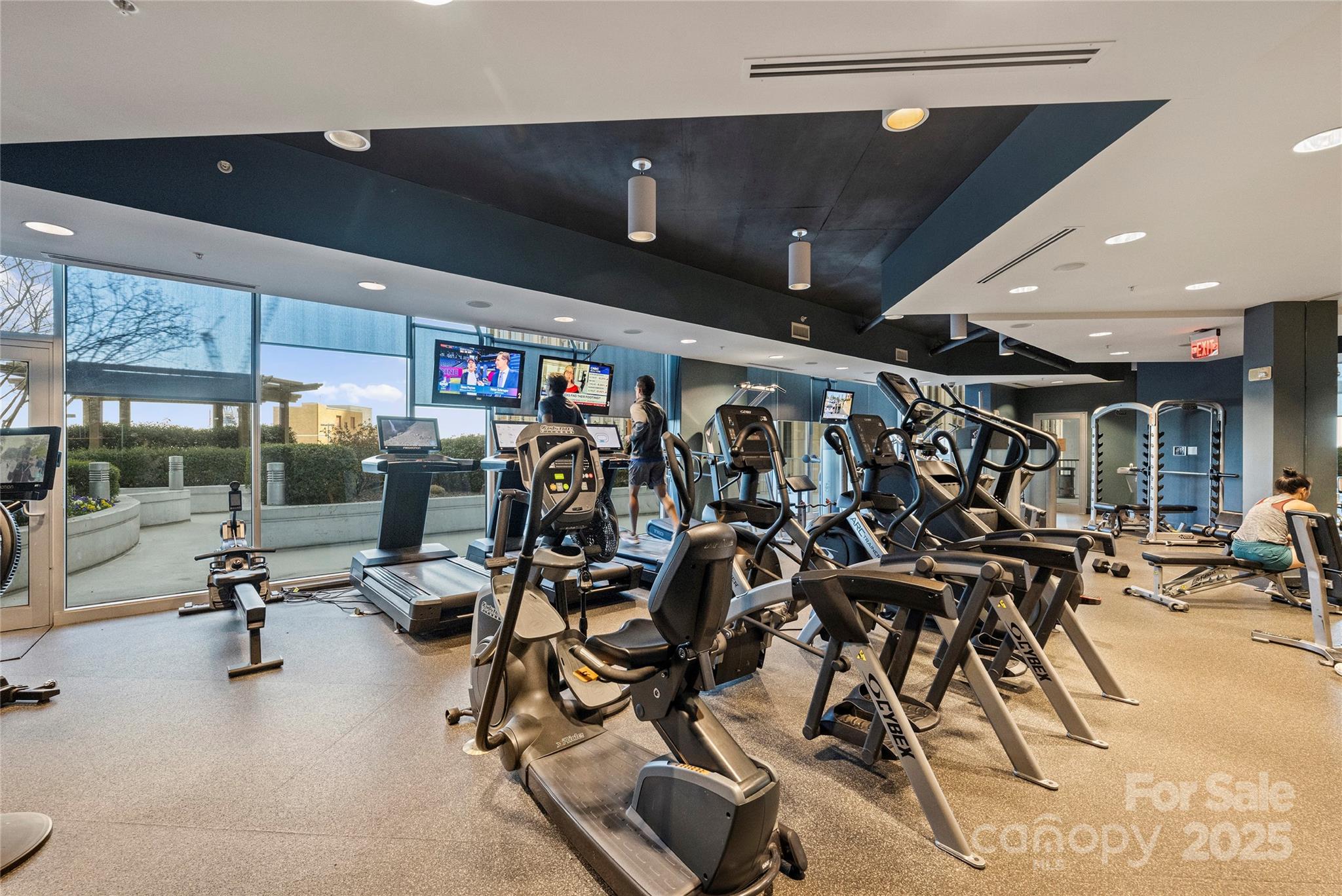 210 N Church Street Unit: 1707