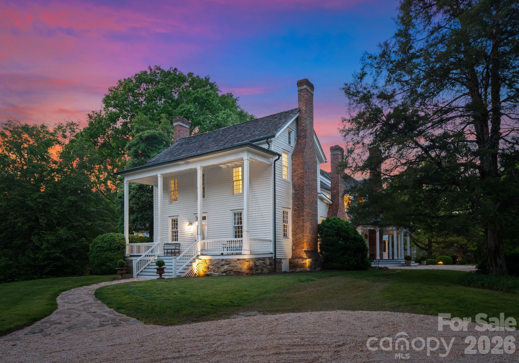 5520 Sharon View Road