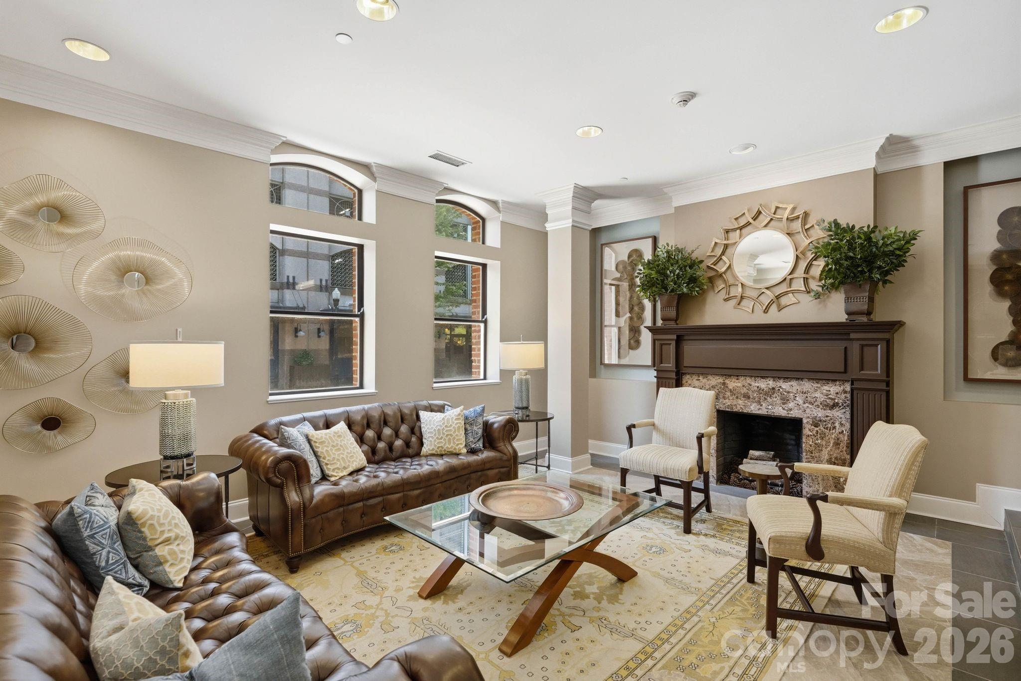 229 N Church Street Unit: 403