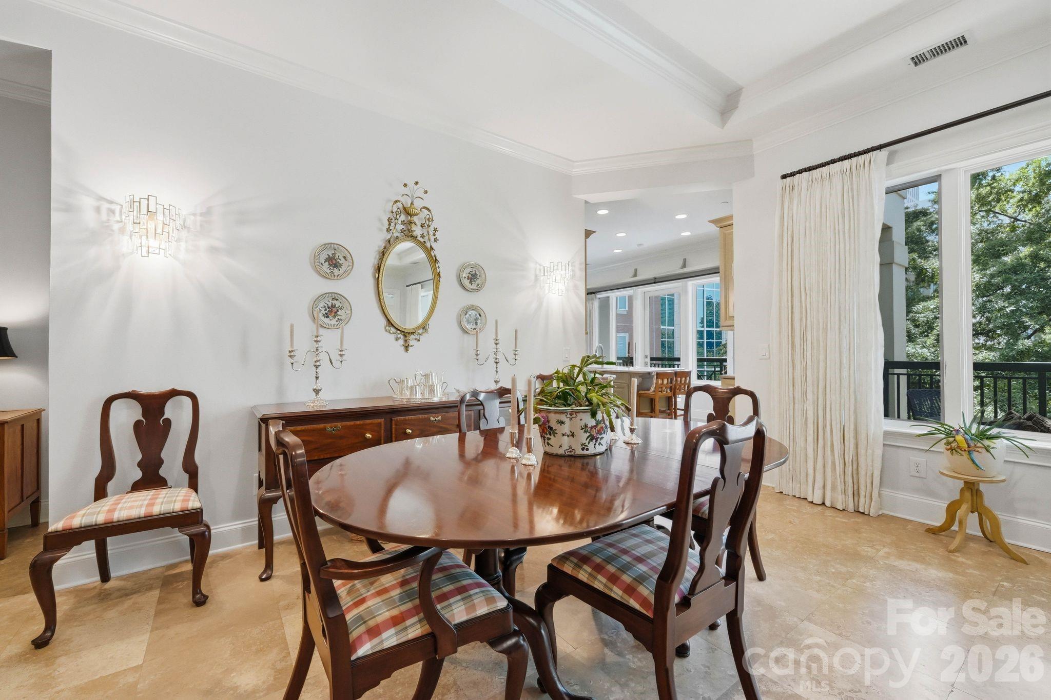 229 N Church Street Unit: 403