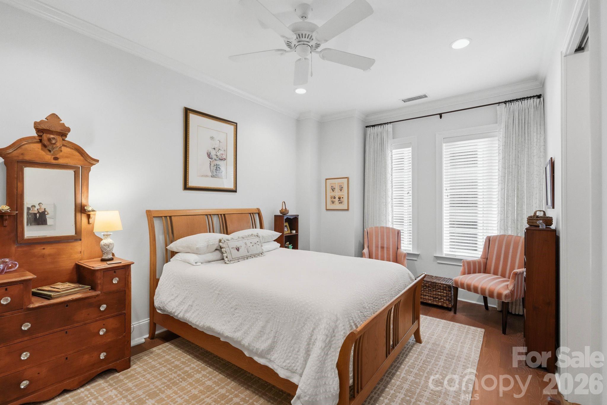 229 N Church Street Unit: 403