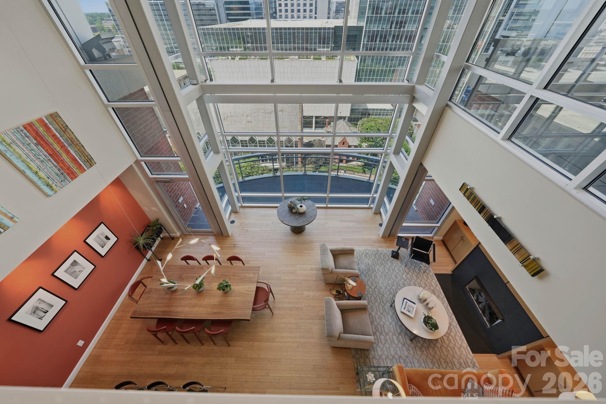 435 S Tryon Street Unit: 904