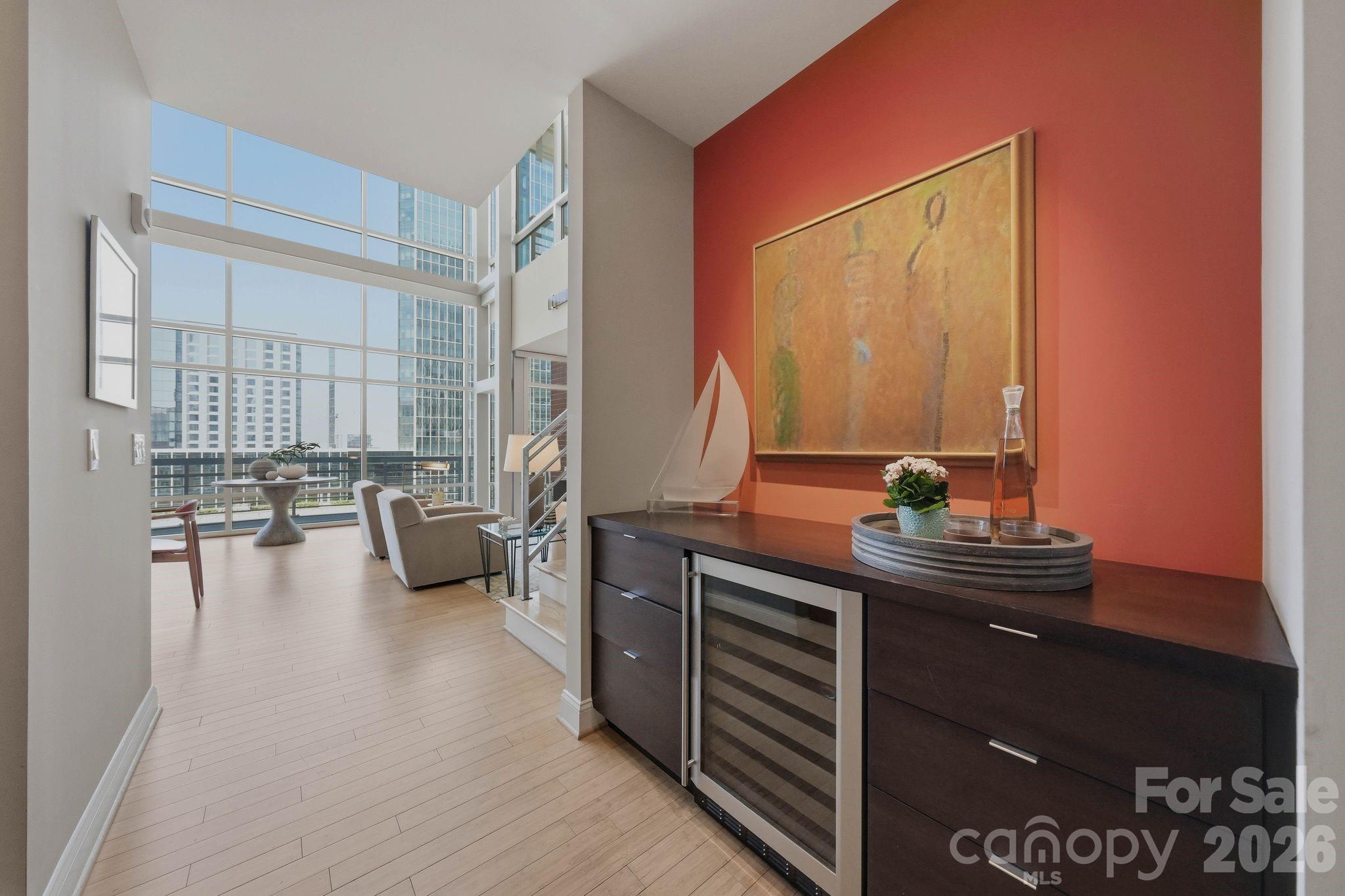 435 S Tryon Street Unit: 904