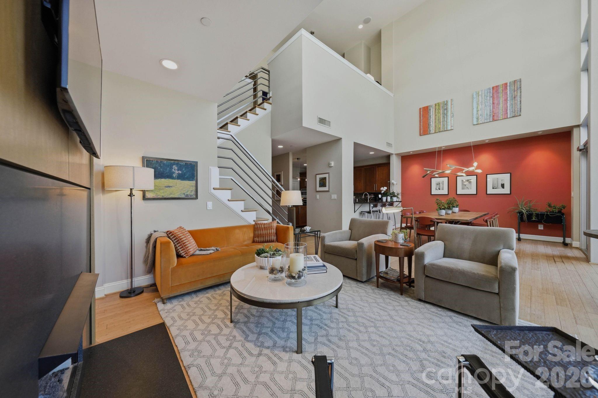 435 S Tryon Street Unit: 904