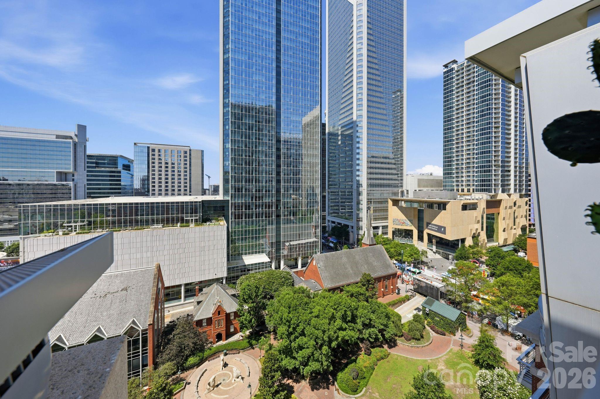 435 S Tryon Street Unit: 904