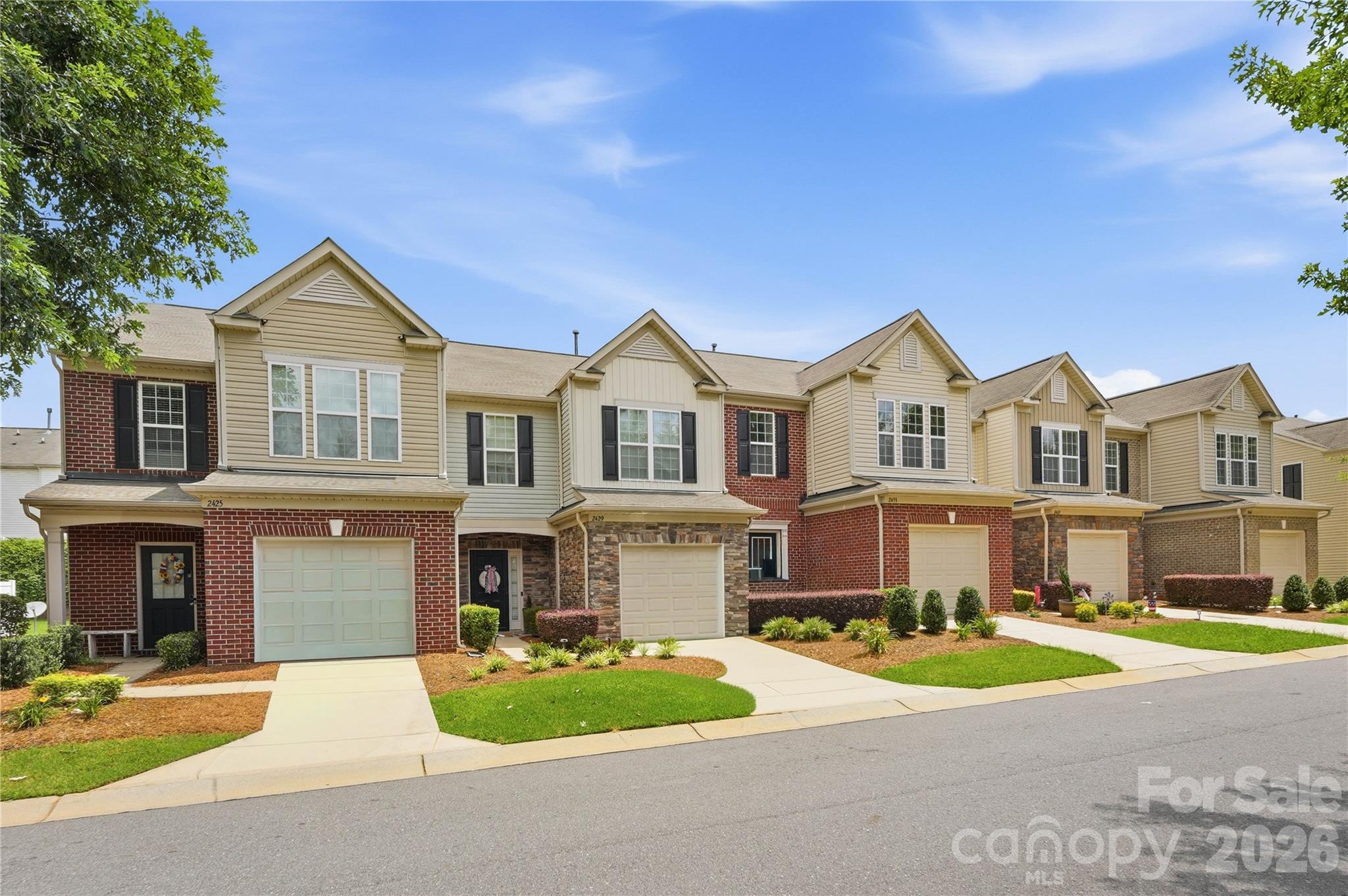 2433 Diplomat Lane