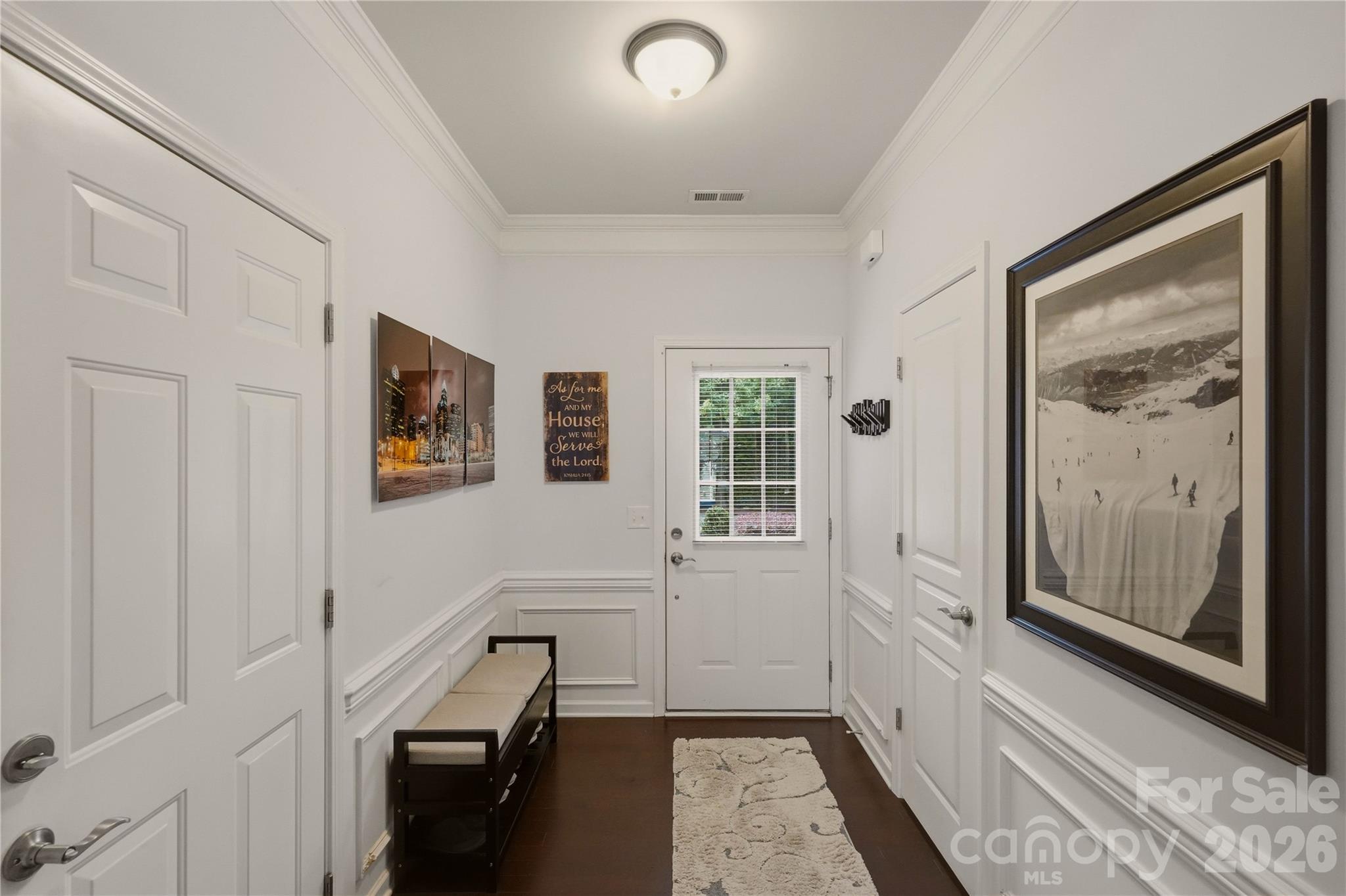 2433 Diplomat Lane