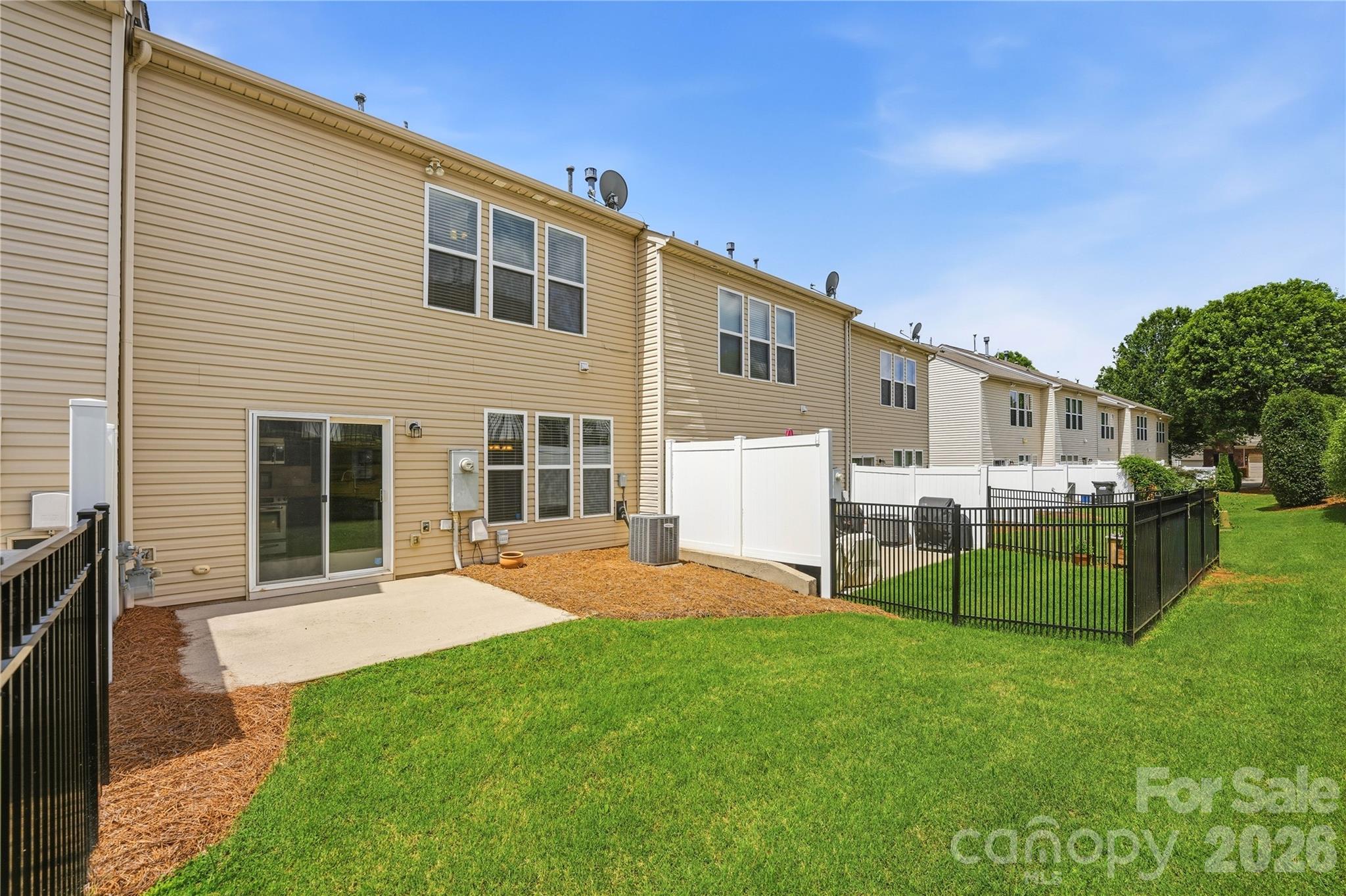 2433 Diplomat Lane