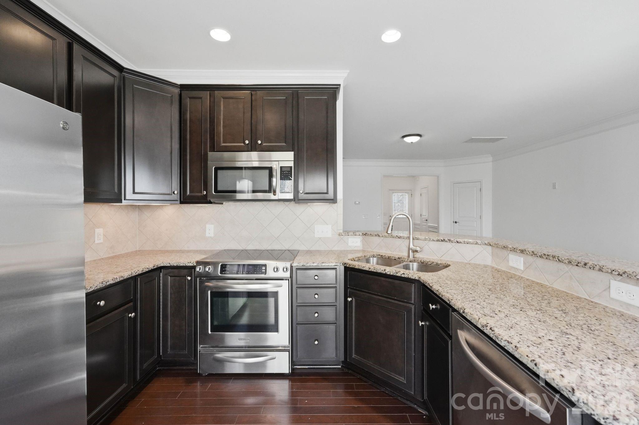 2433 Diplomat Lane