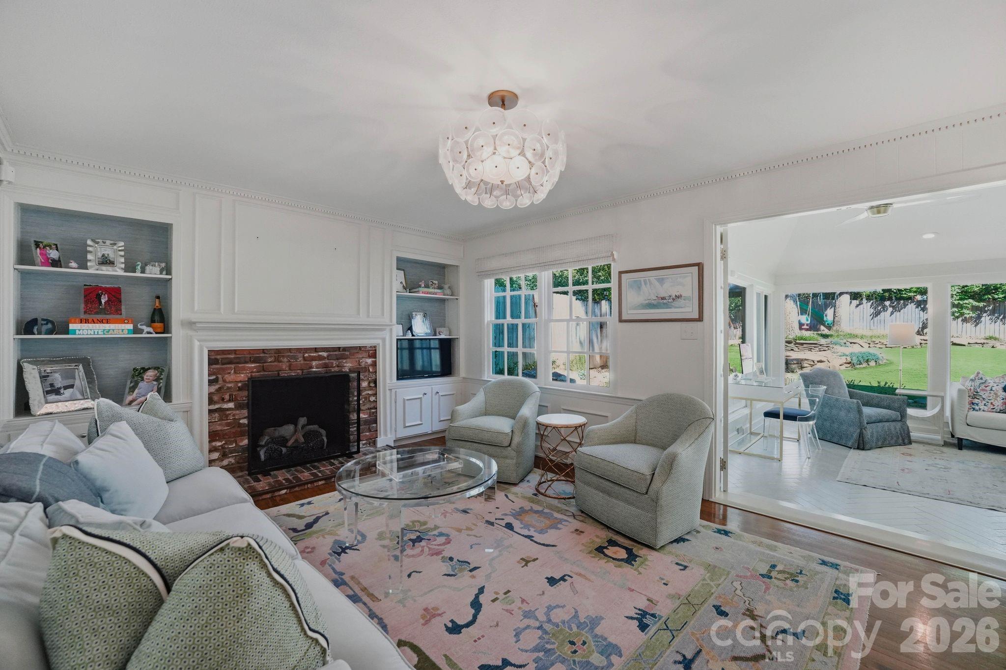 3901 Severn Avenue