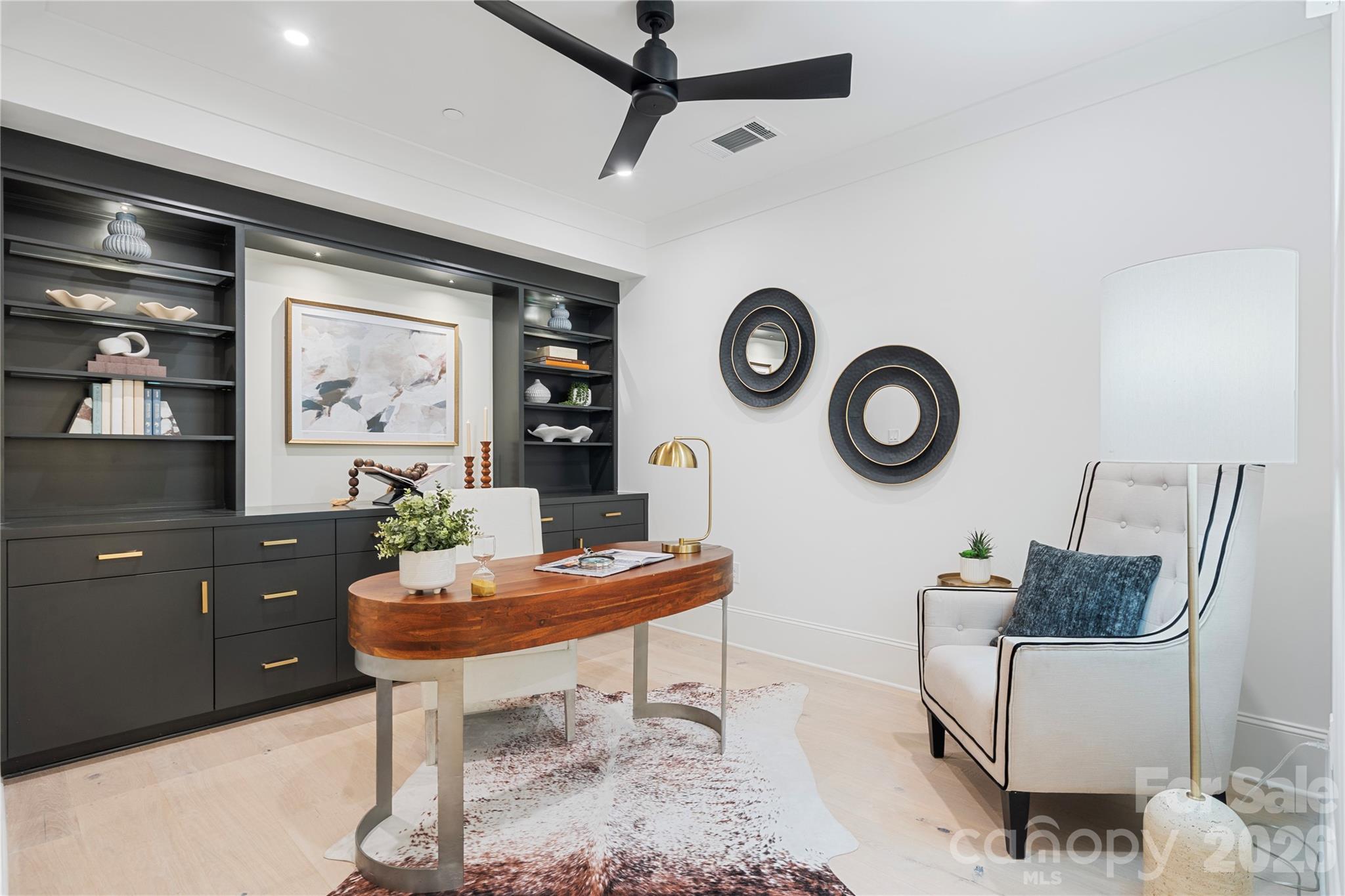 409 Queens Road Unit: 503