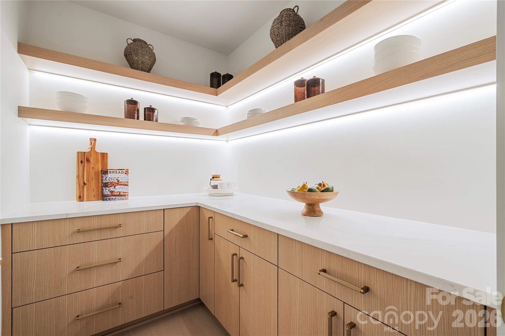 409 Queens Road Unit: 503