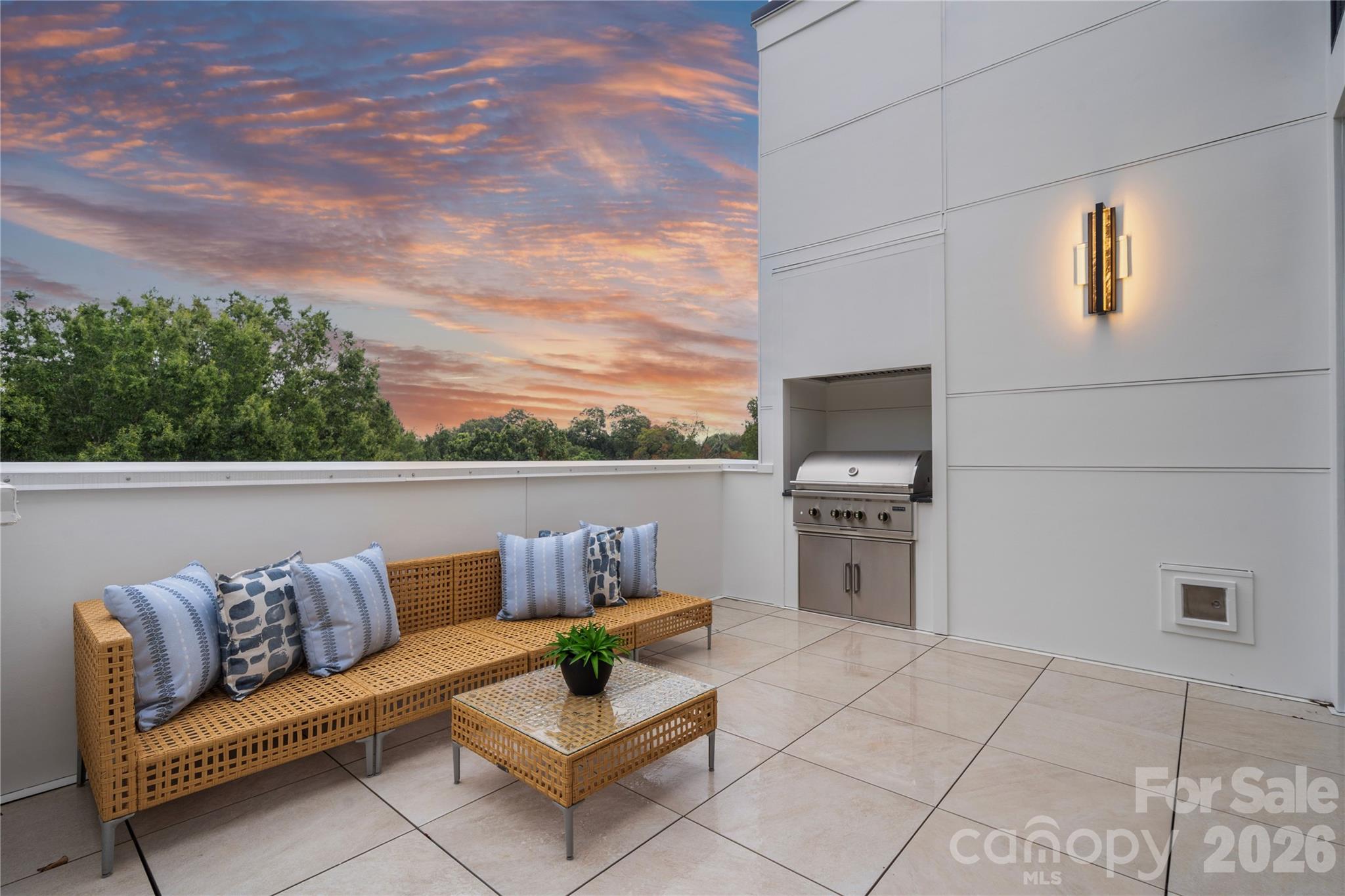 409 Queens Road Unit: 503