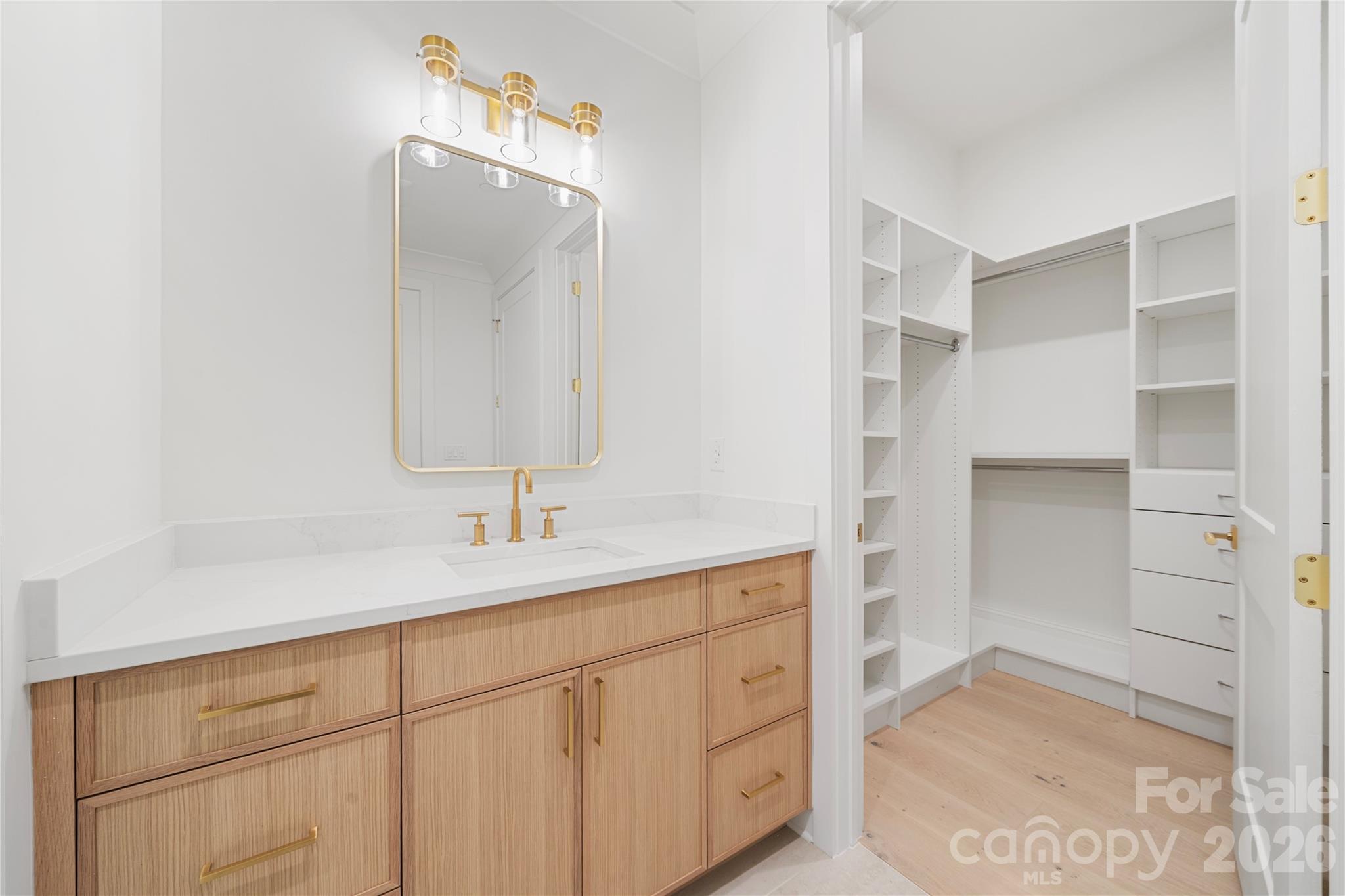 409 Queens Road Unit: 503