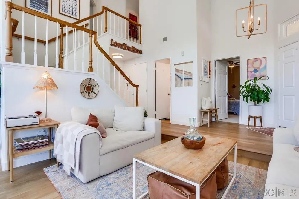8581 Paseo Del Sol