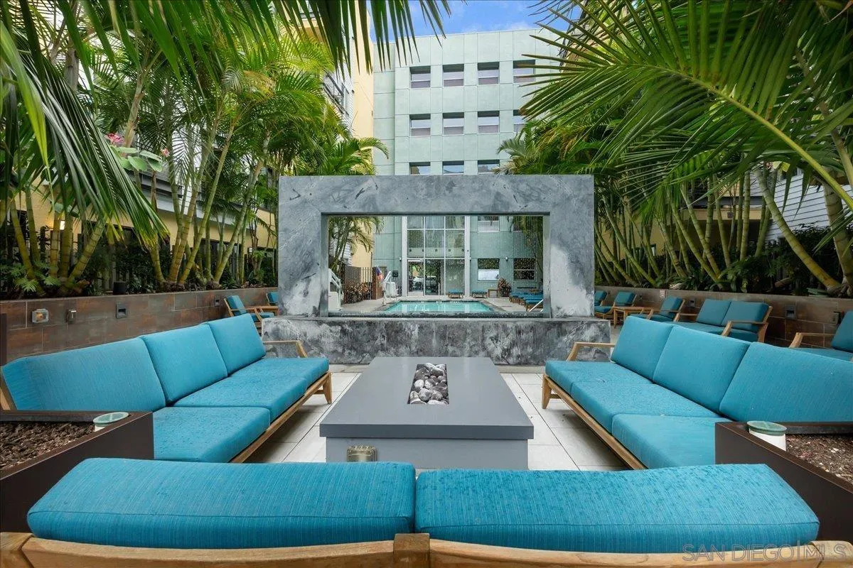 889 Date St. Unit 440