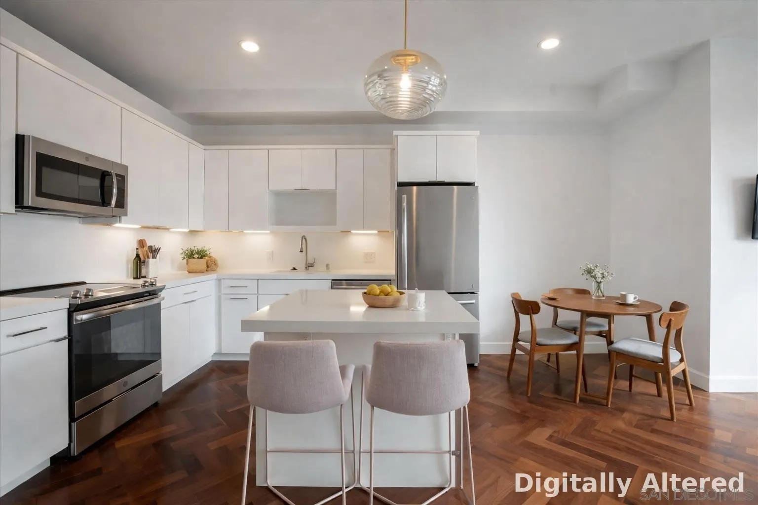 889 Date St. Unit 440