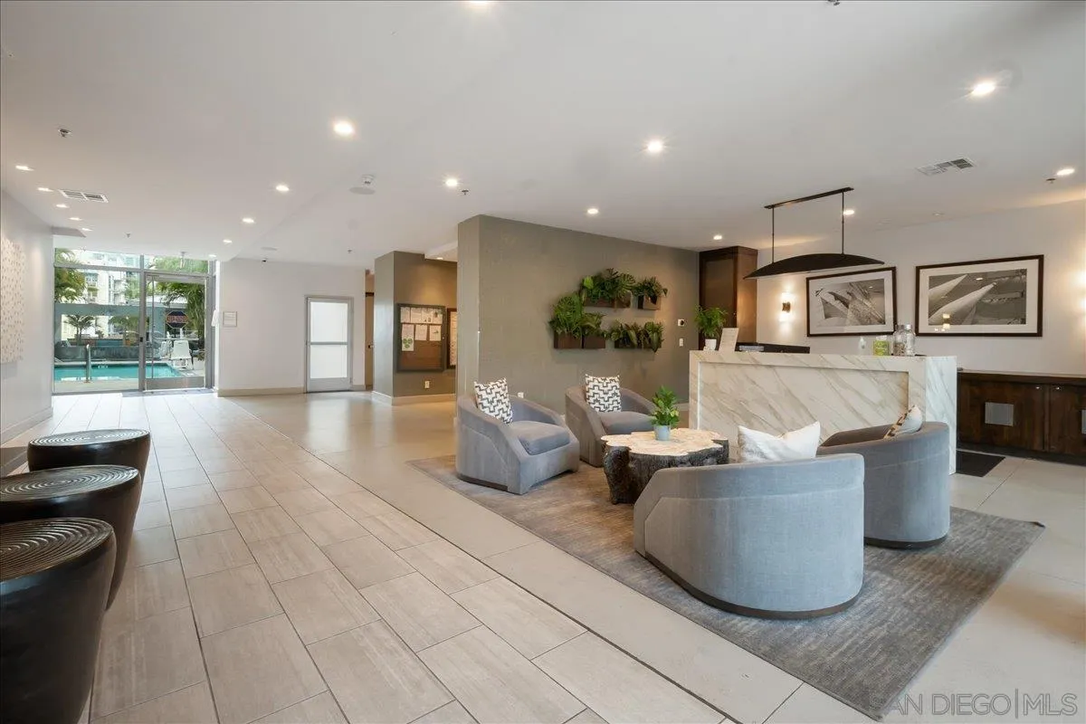 889 Date St. Unit 440