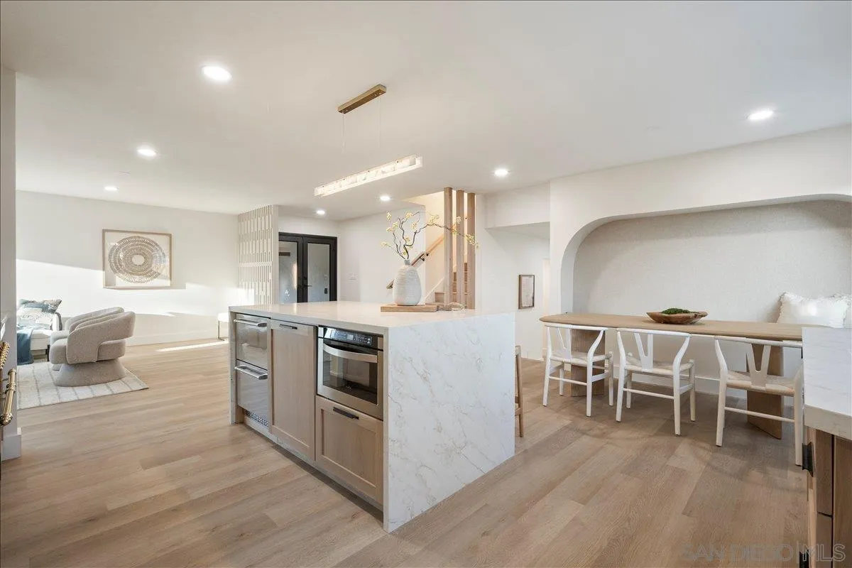6268 Lance Place