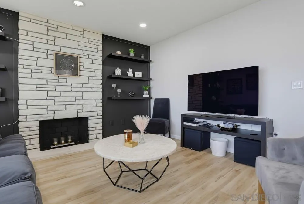 2718 Powhatan Ave.