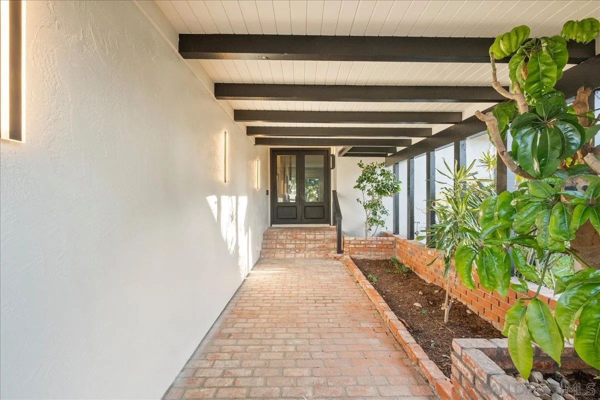 6268 Lance Place