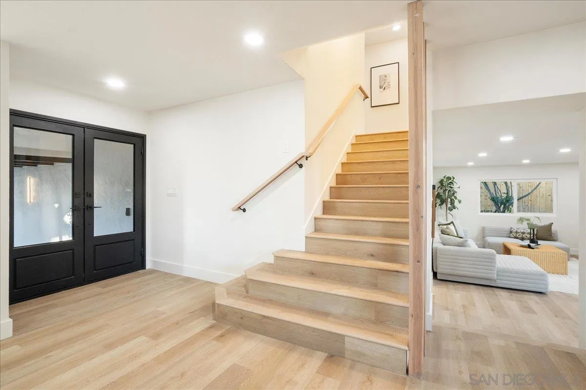 6268 Lance Place