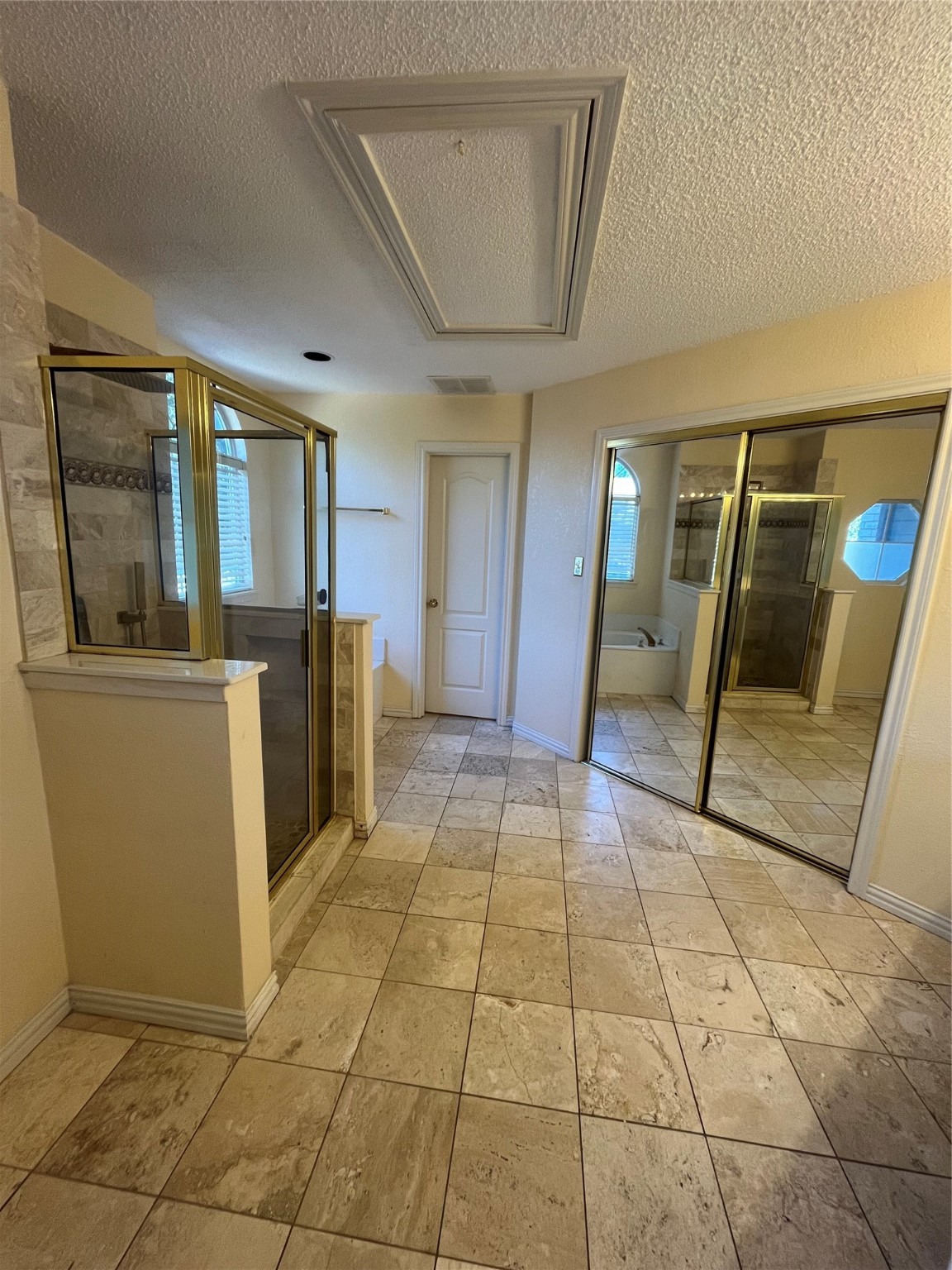 3051 Renaissance Court