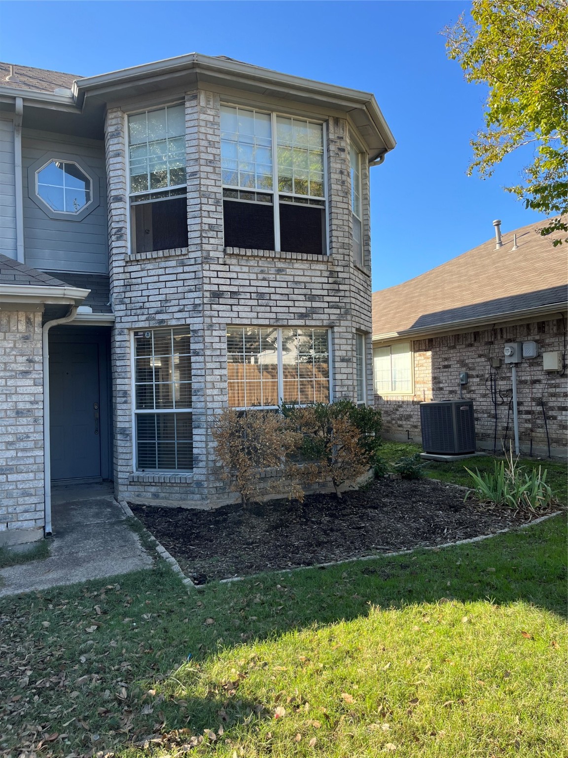 3051 Renaissance Court