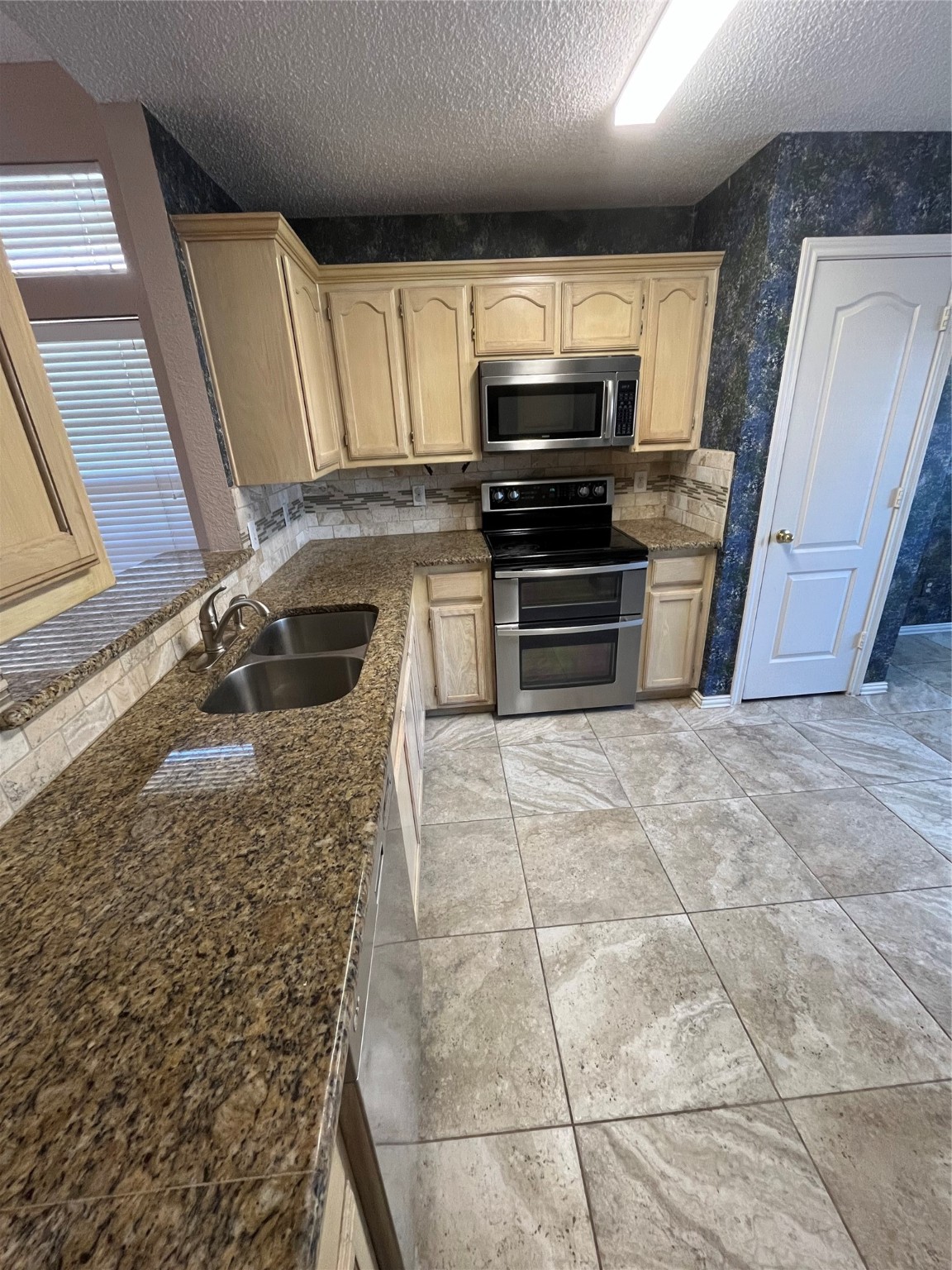 3051 Renaissance Court