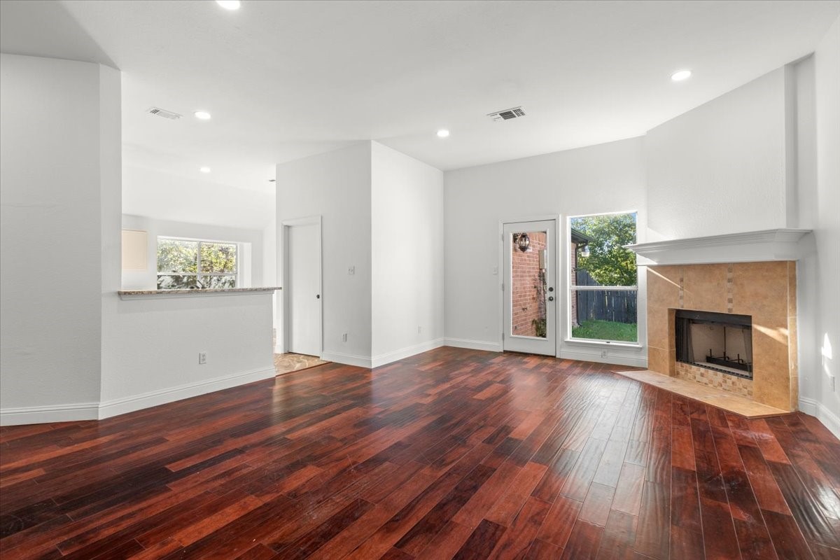 1547 Cedarcrest Circle