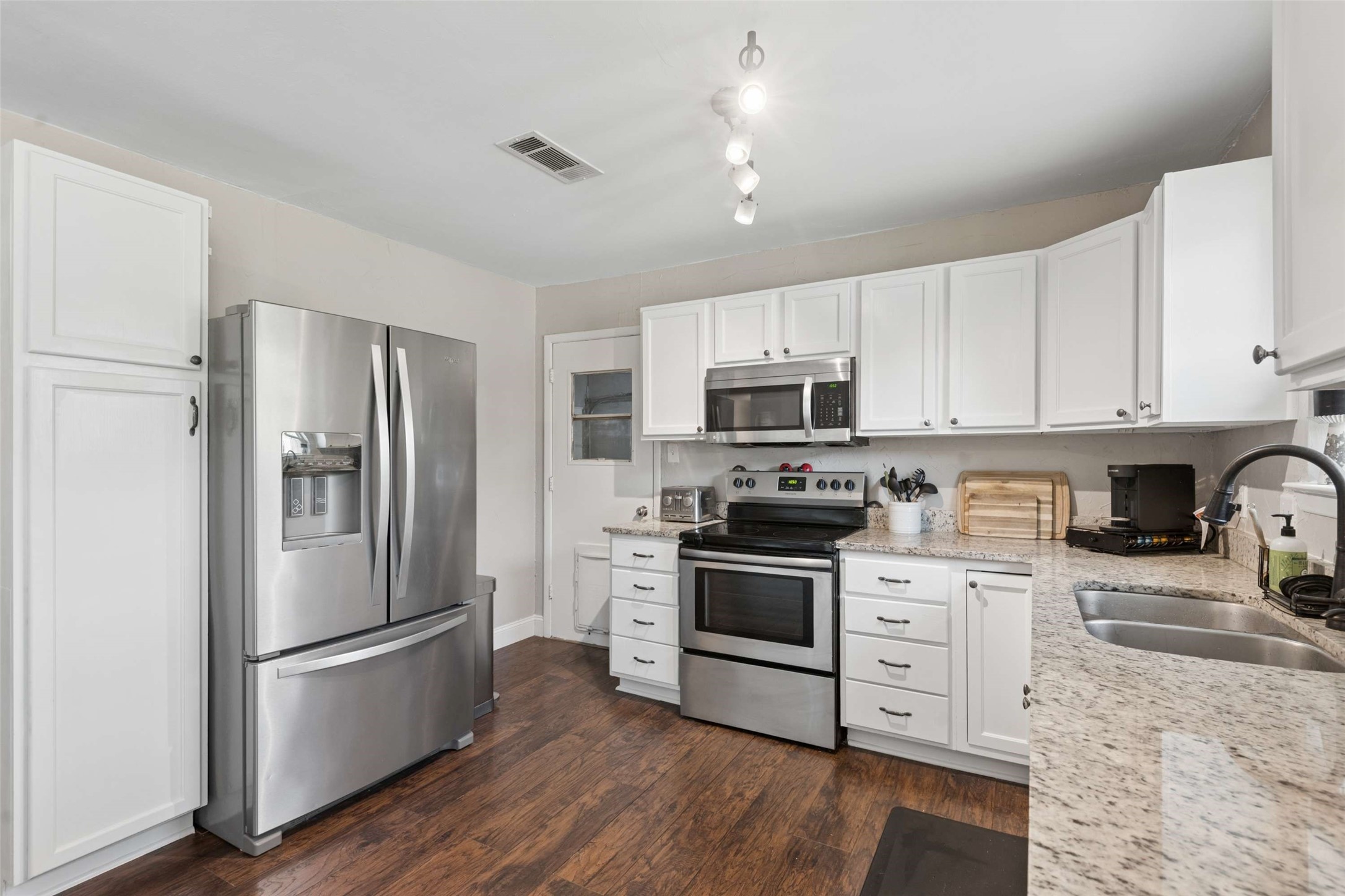 2217 Shady Brook Drive