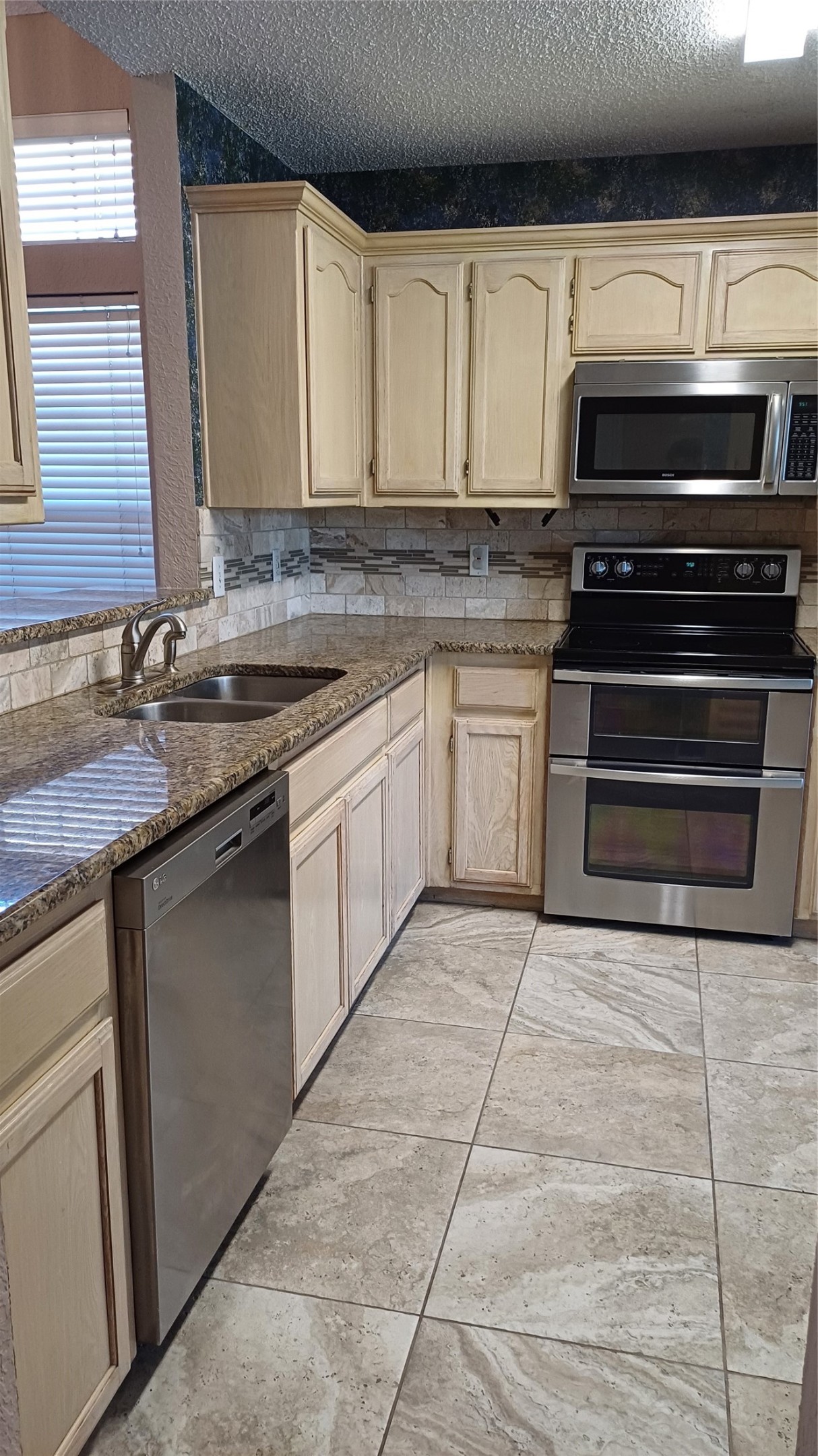 3051 Renaissance Court