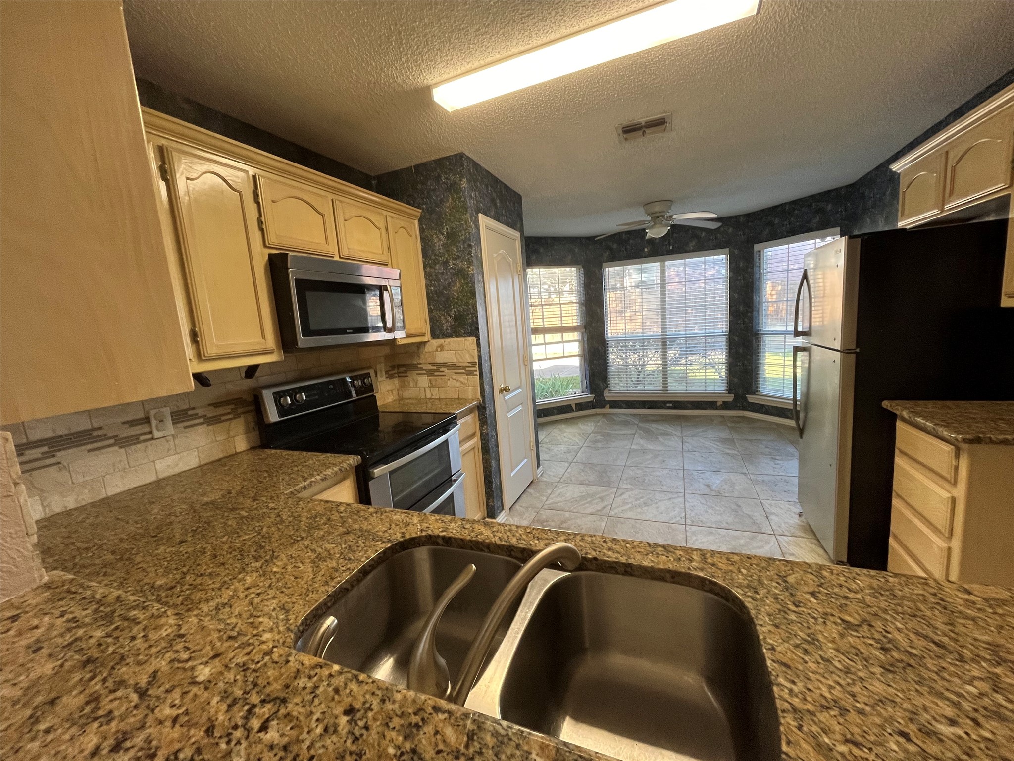 3051 Renaissance Court