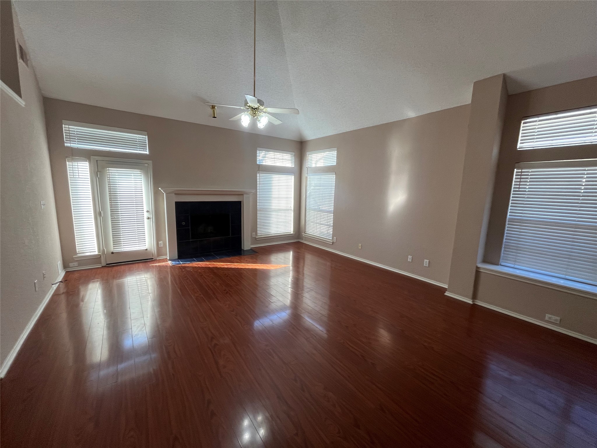 3051 Renaissance Court
