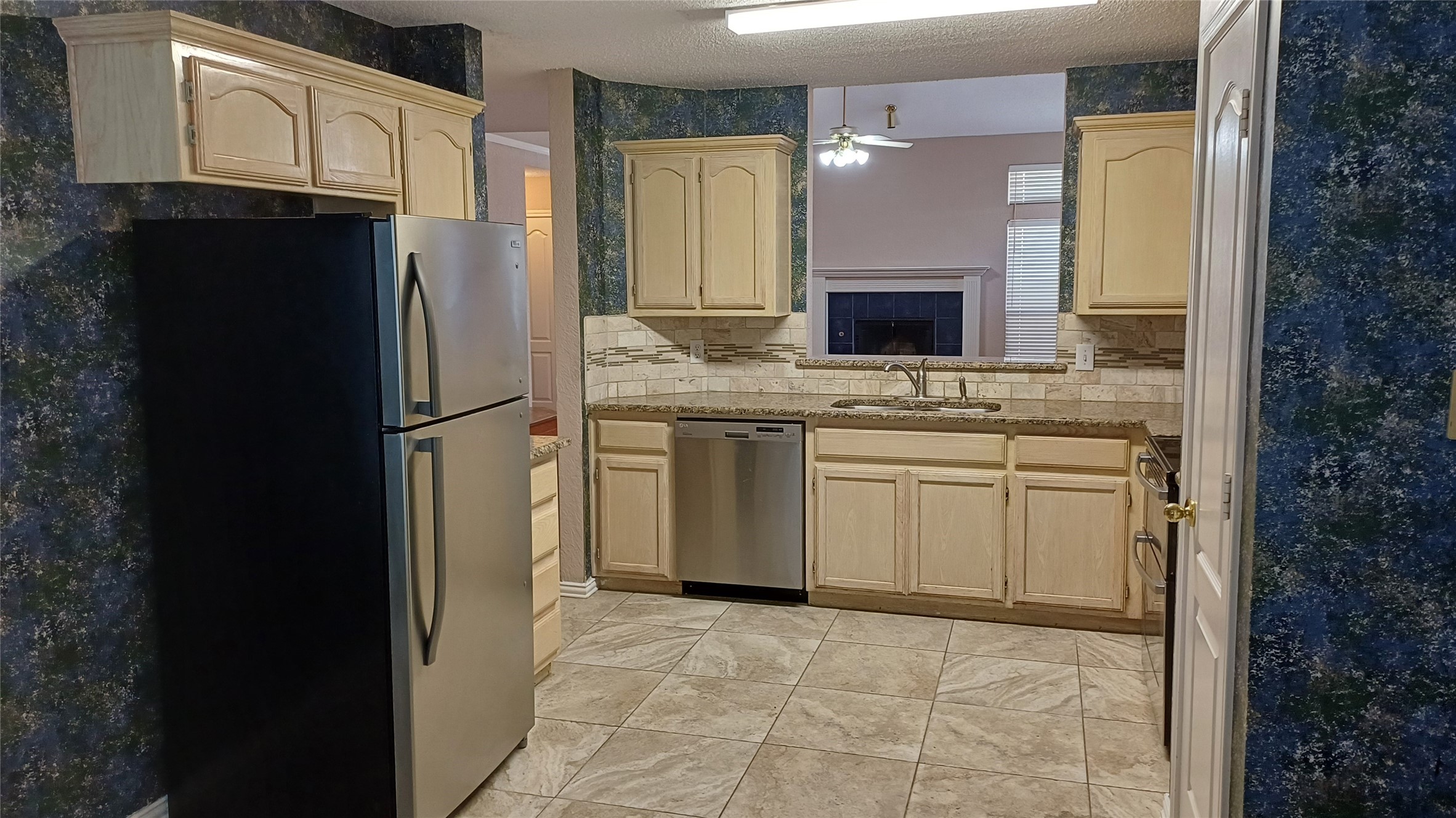 3051 Renaissance Court