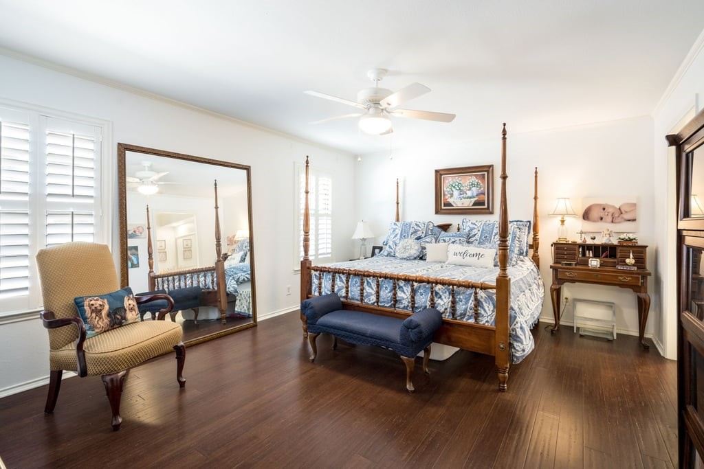 5115 Ledgestone Drive