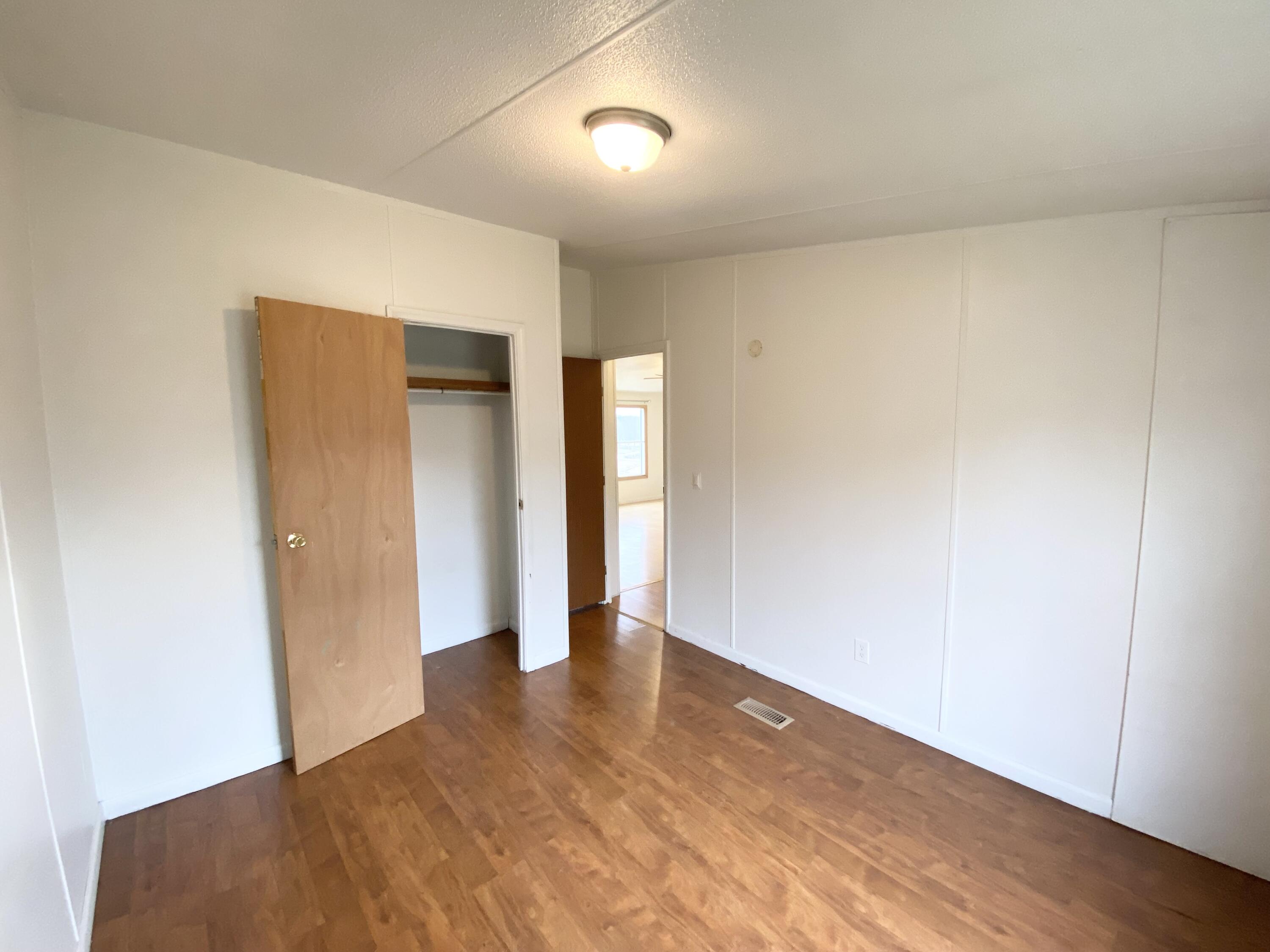 2593 Irvine Road