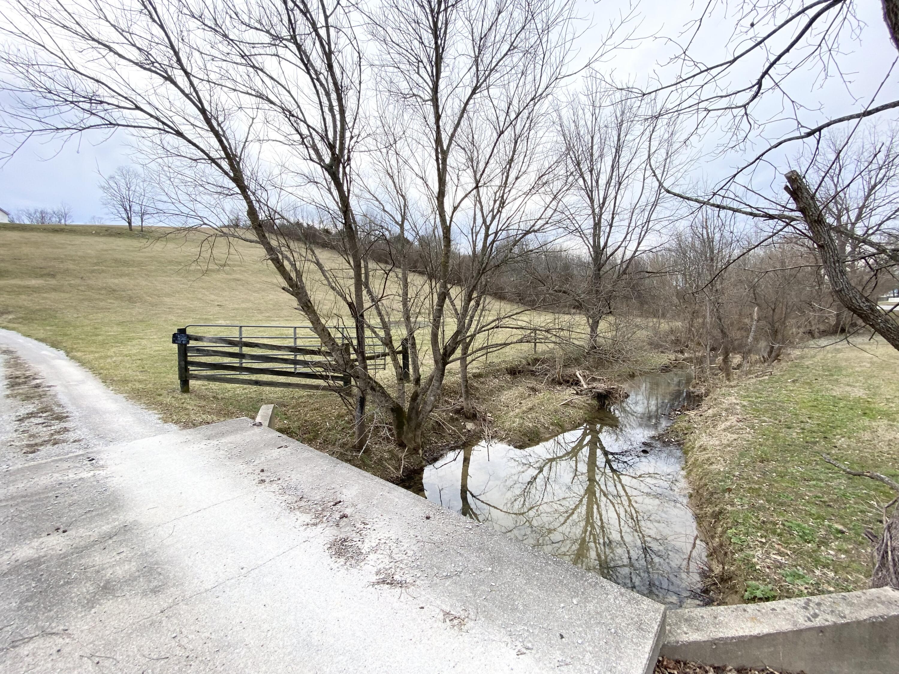 2593 Irvine Road