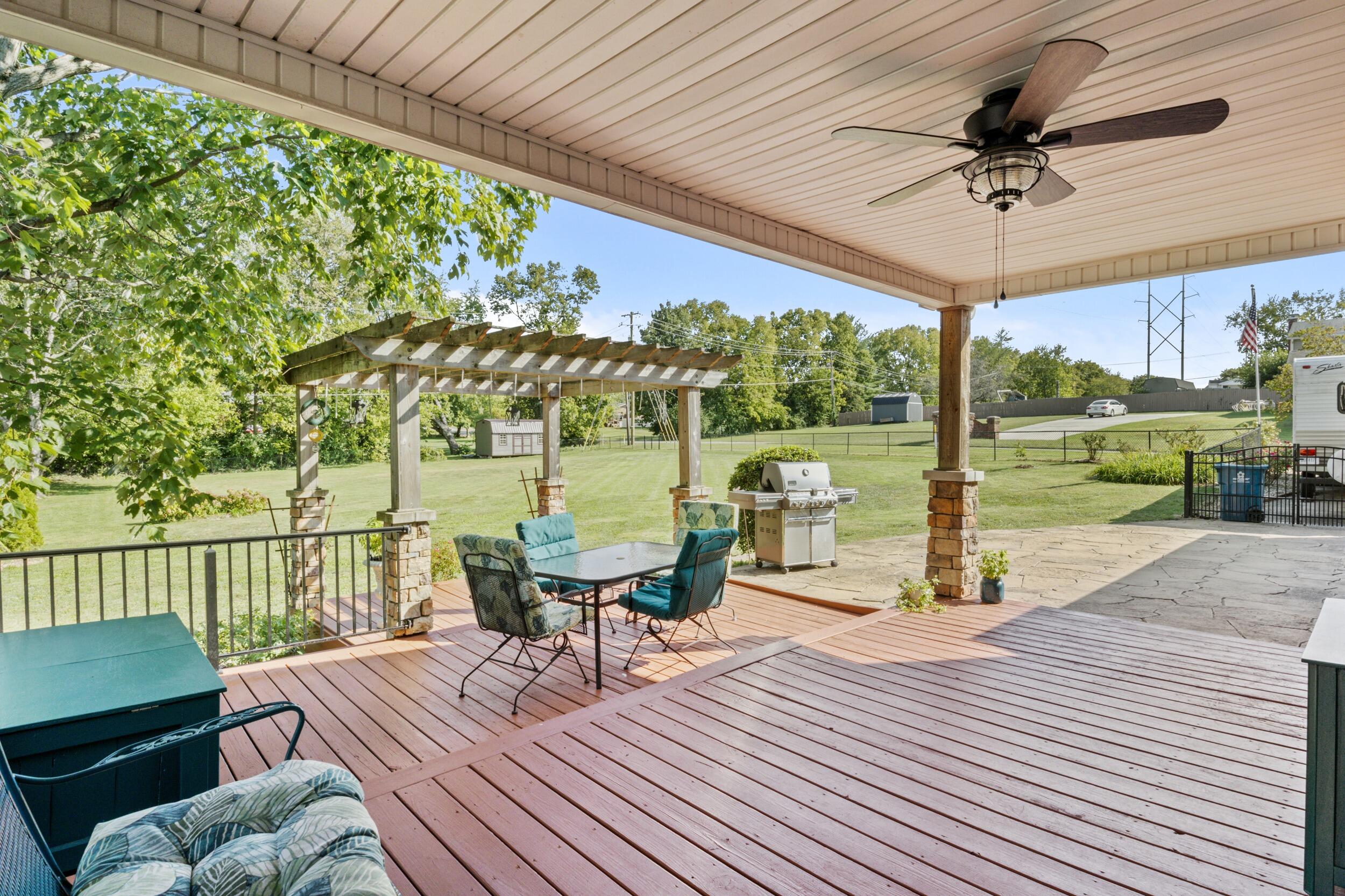 1012 Walker Way