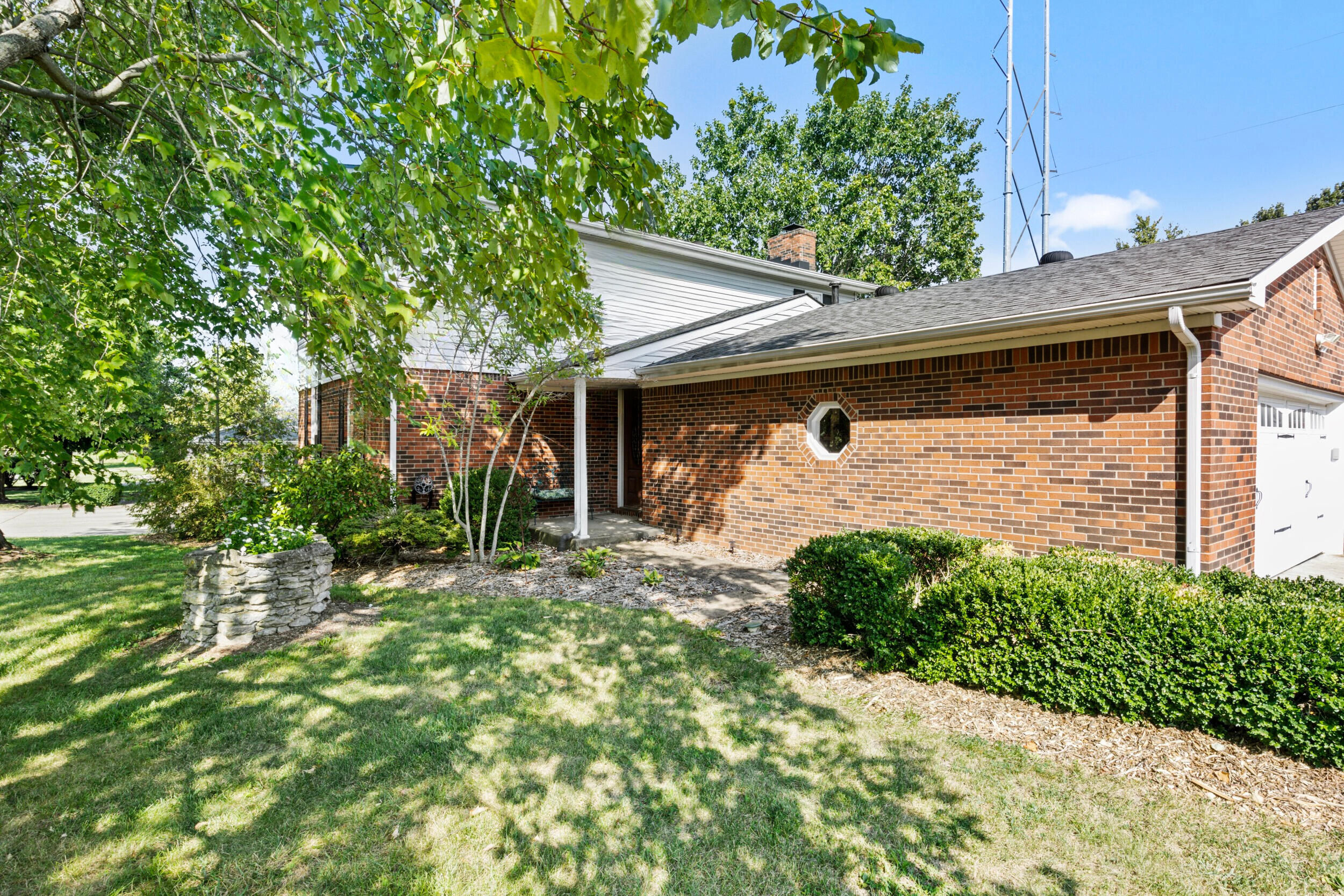 1012 Walker Way