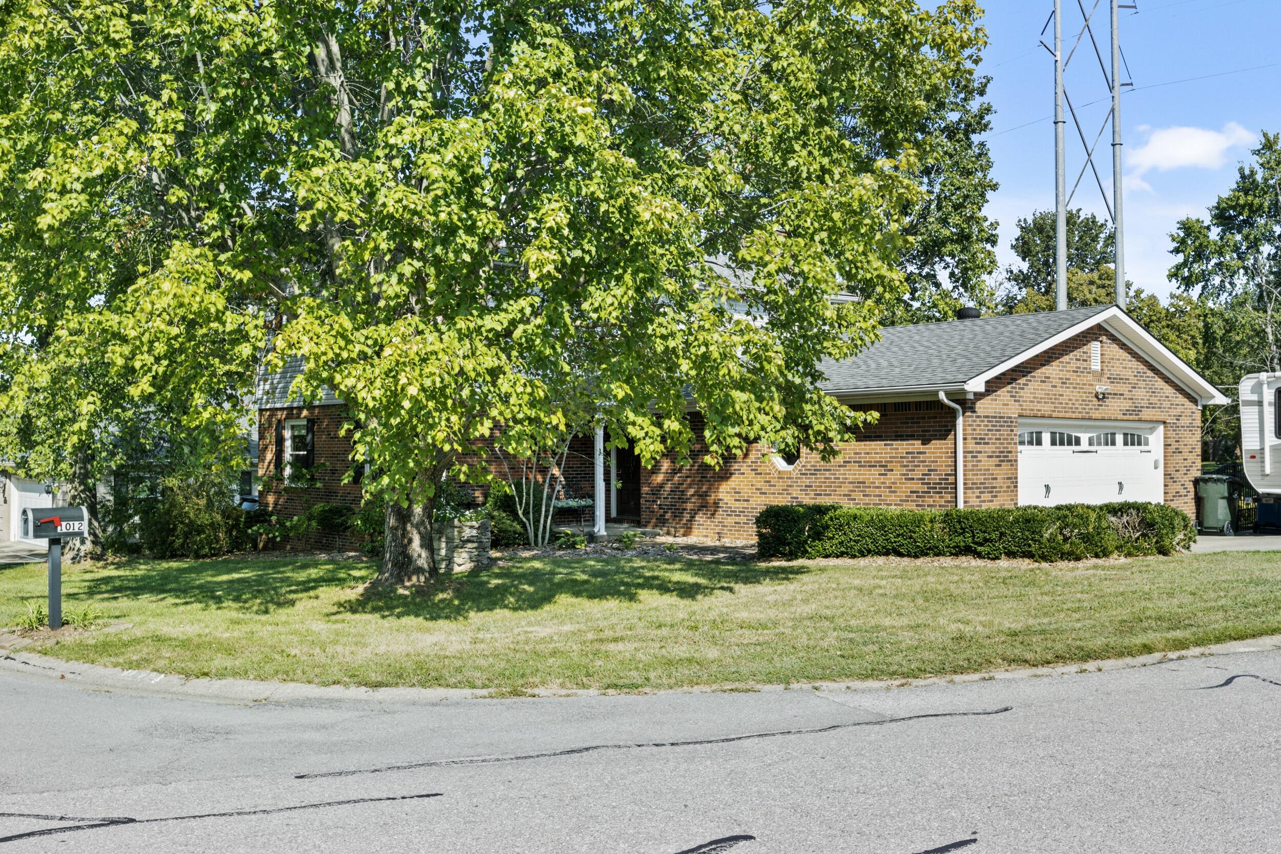 1012 Walker Way