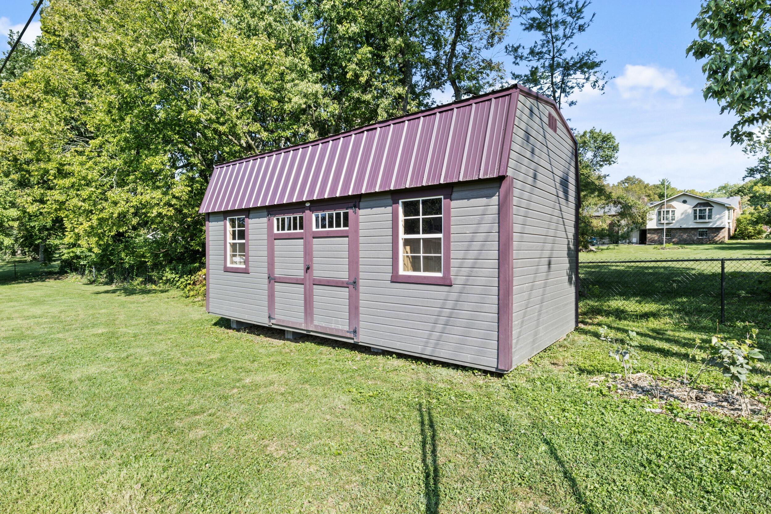 1012 Walker Way